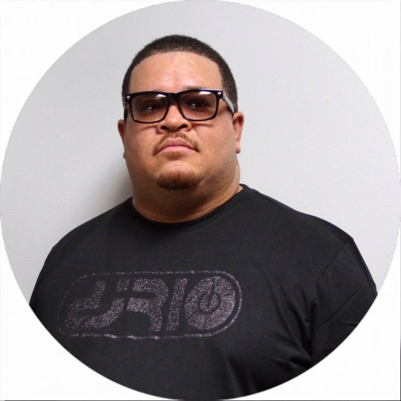 WORKING HARD WEDNESDAYS W/DJRIO episode artwork