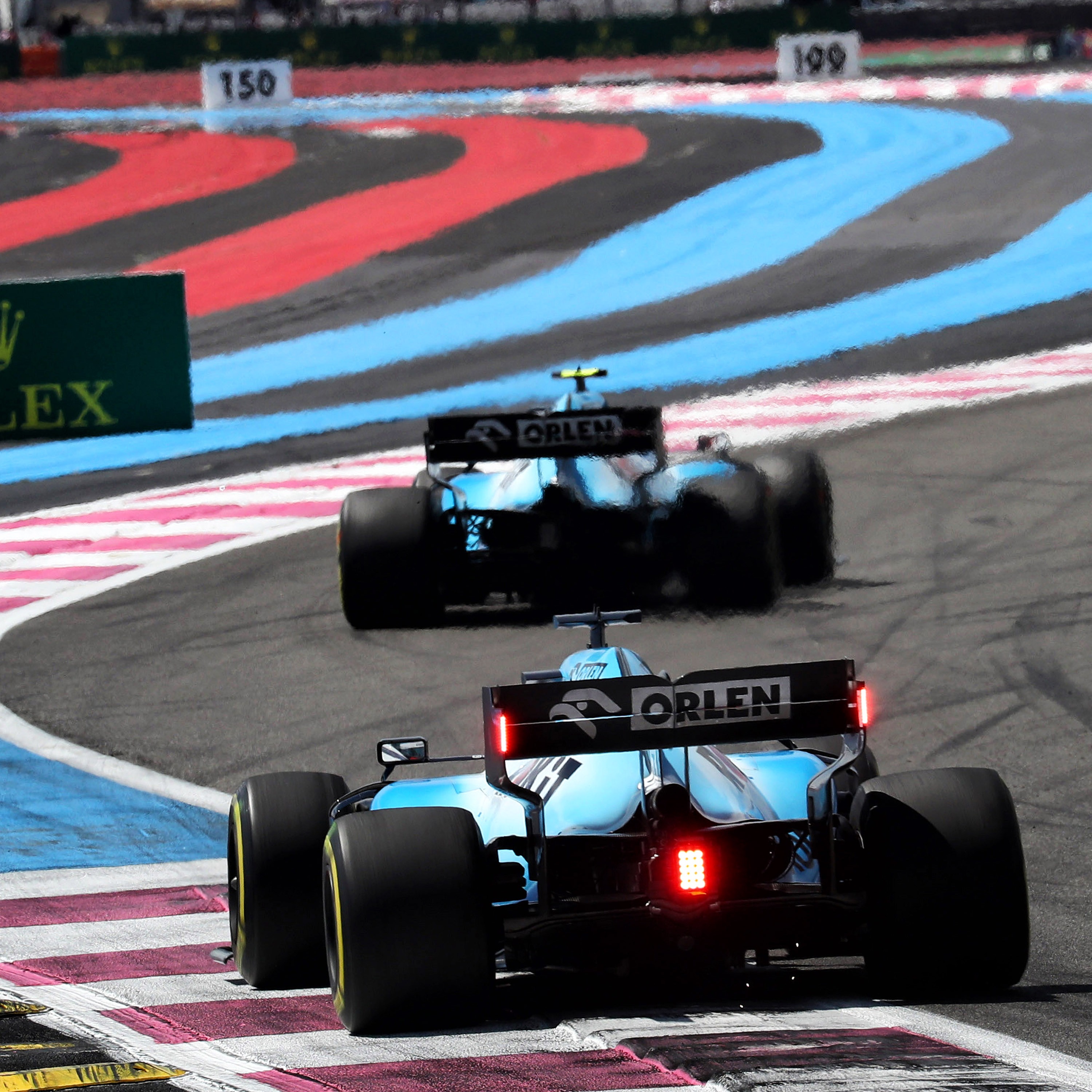 RadioBox F1