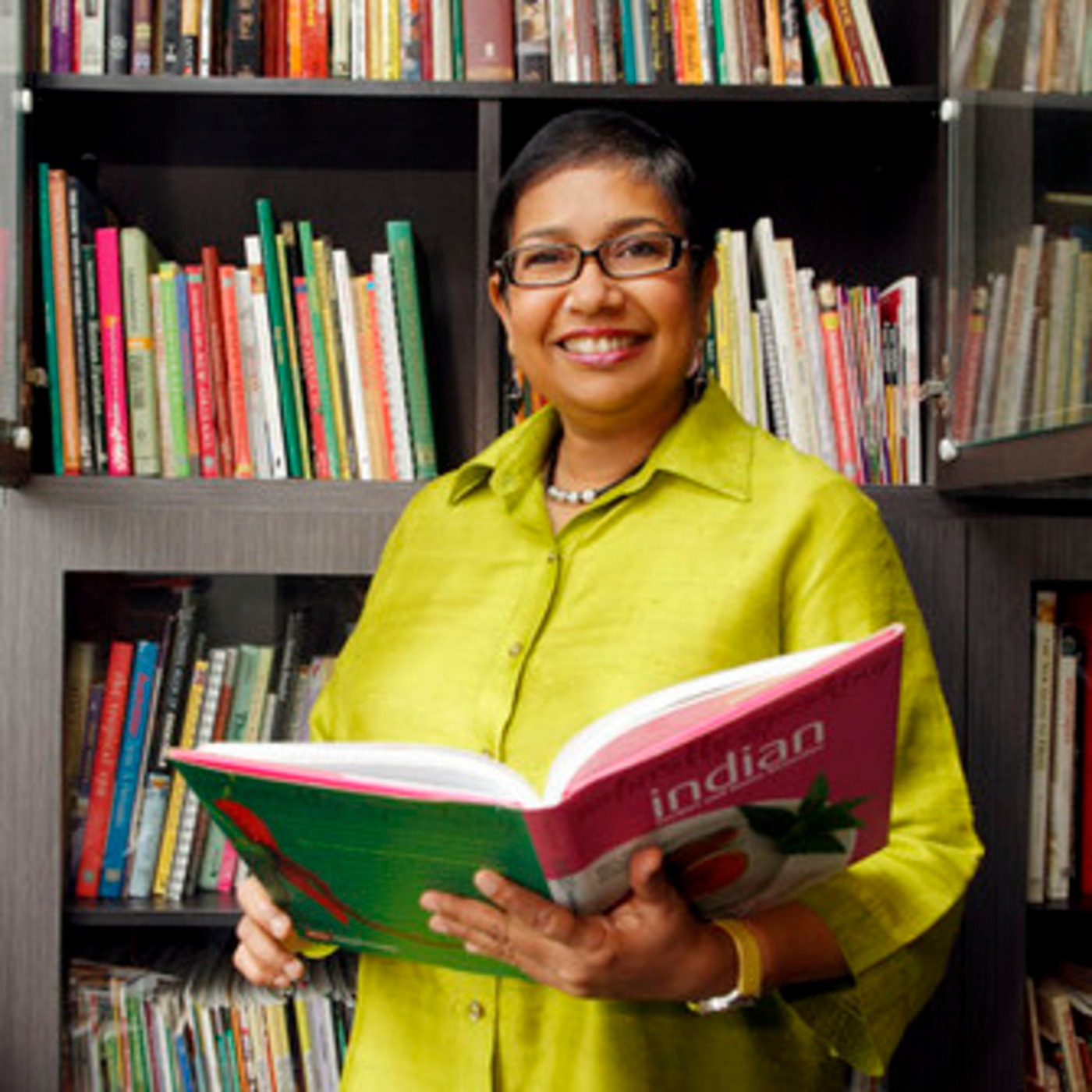 7: What the traditional Indian diet has to teach us about healthful eating | Devagi Sanmugam, consultant chef, cookbook author & cooking instructor episode artwork