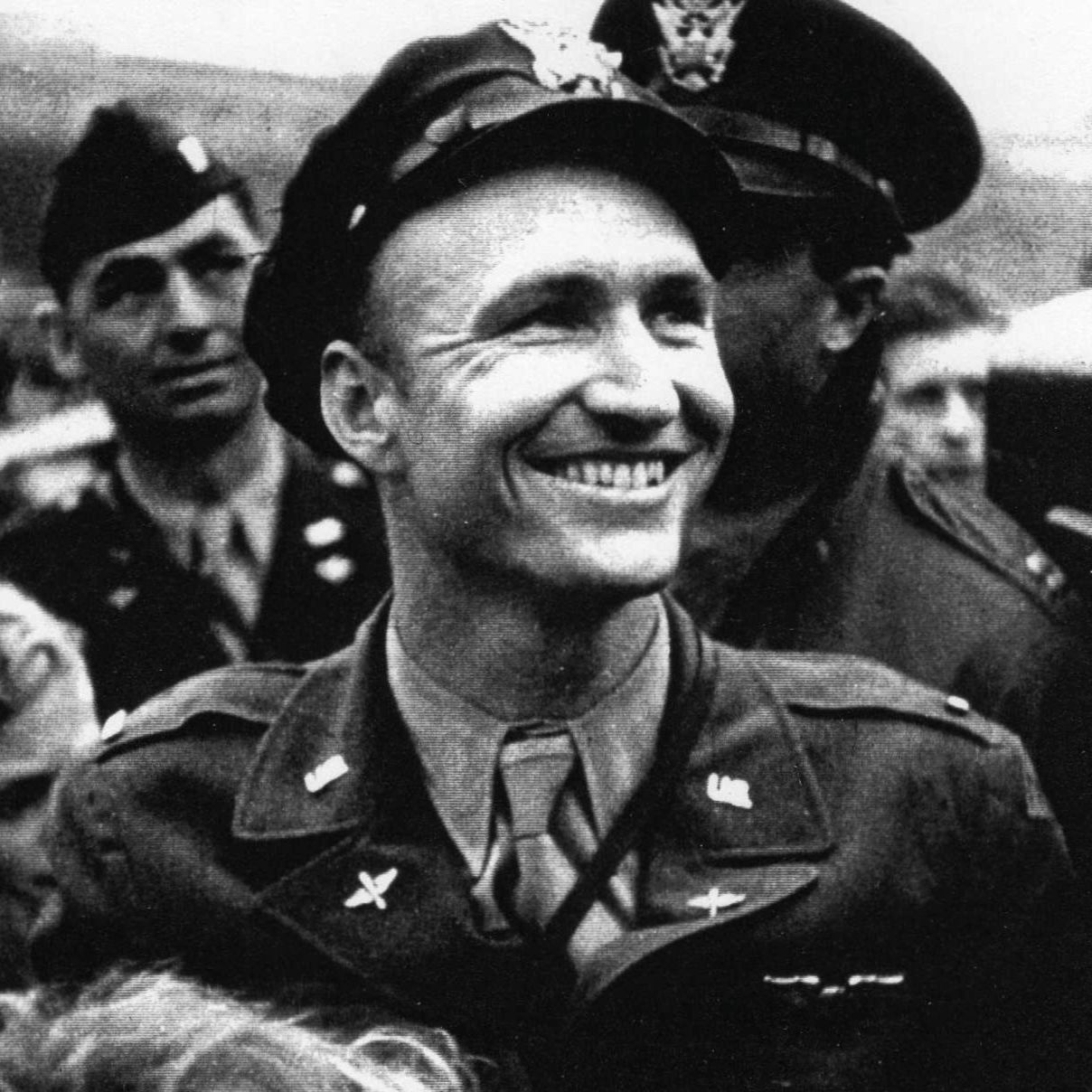 Gail Halvorsen: Berlin Candy Bomber episode artwork