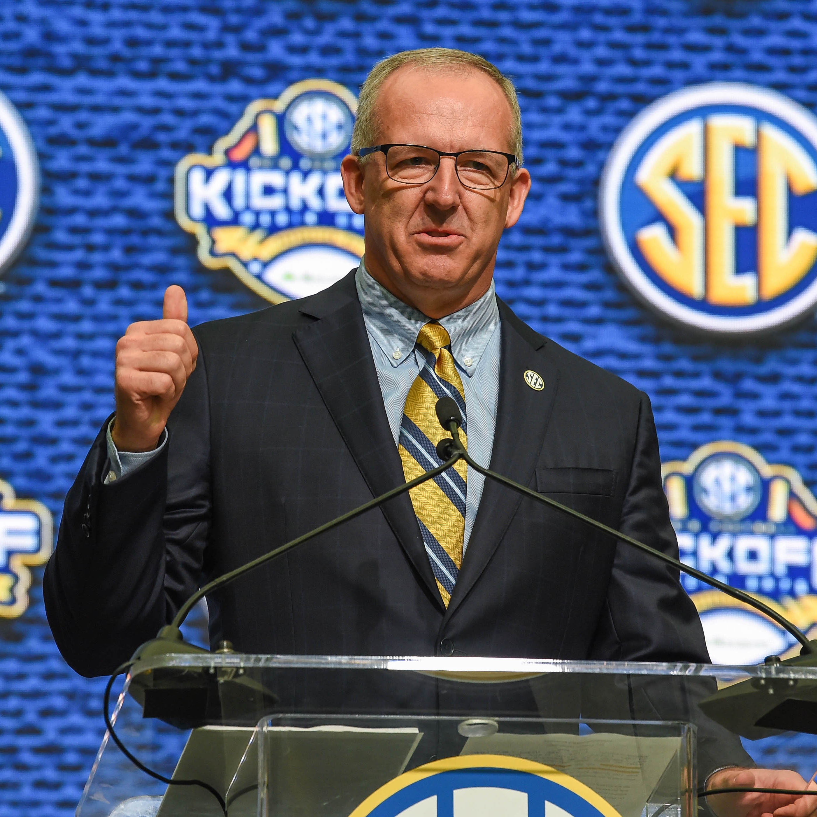 Will the SEC elect to play conference games only? episode artwork