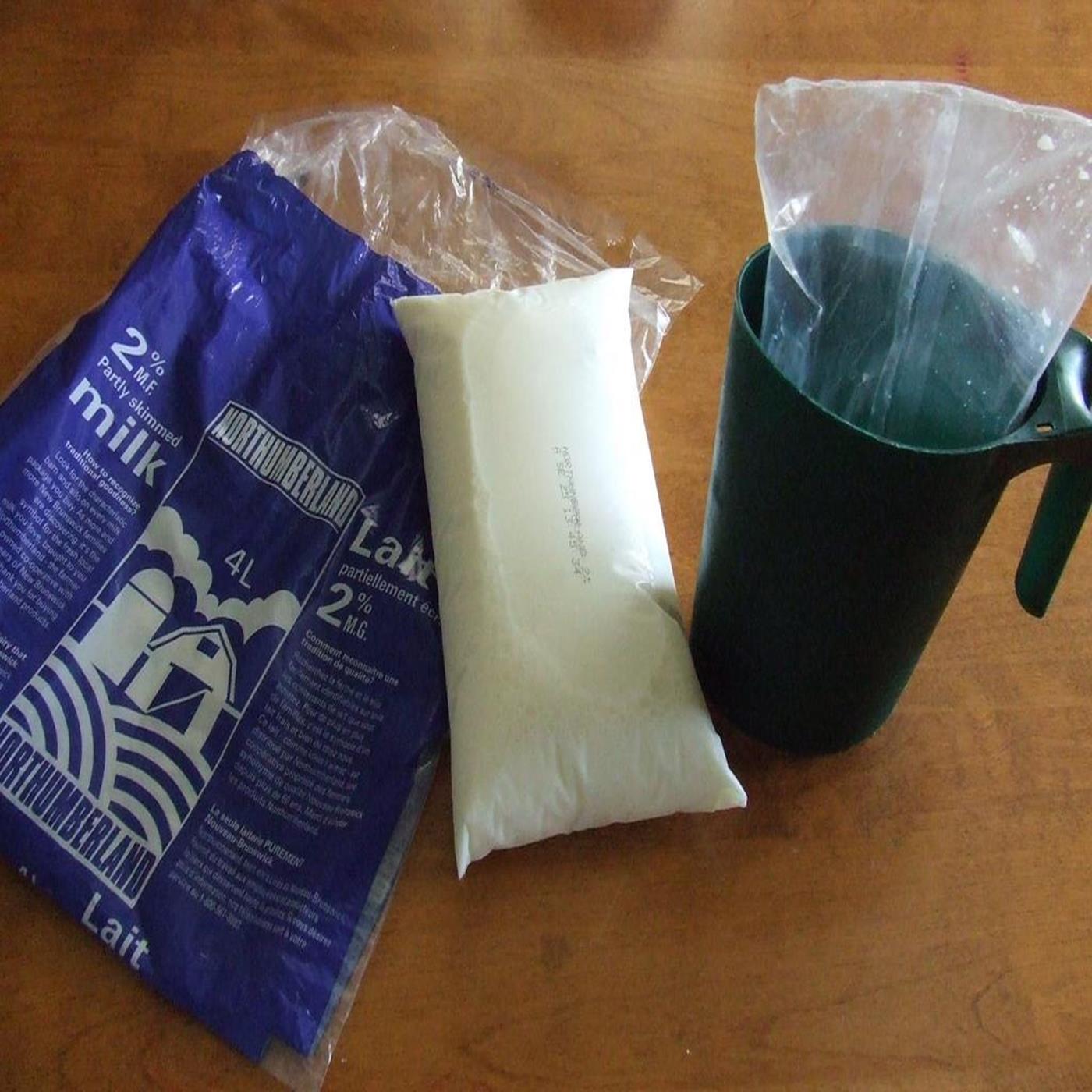 Pod 210 : Milk in a bag episode artwork