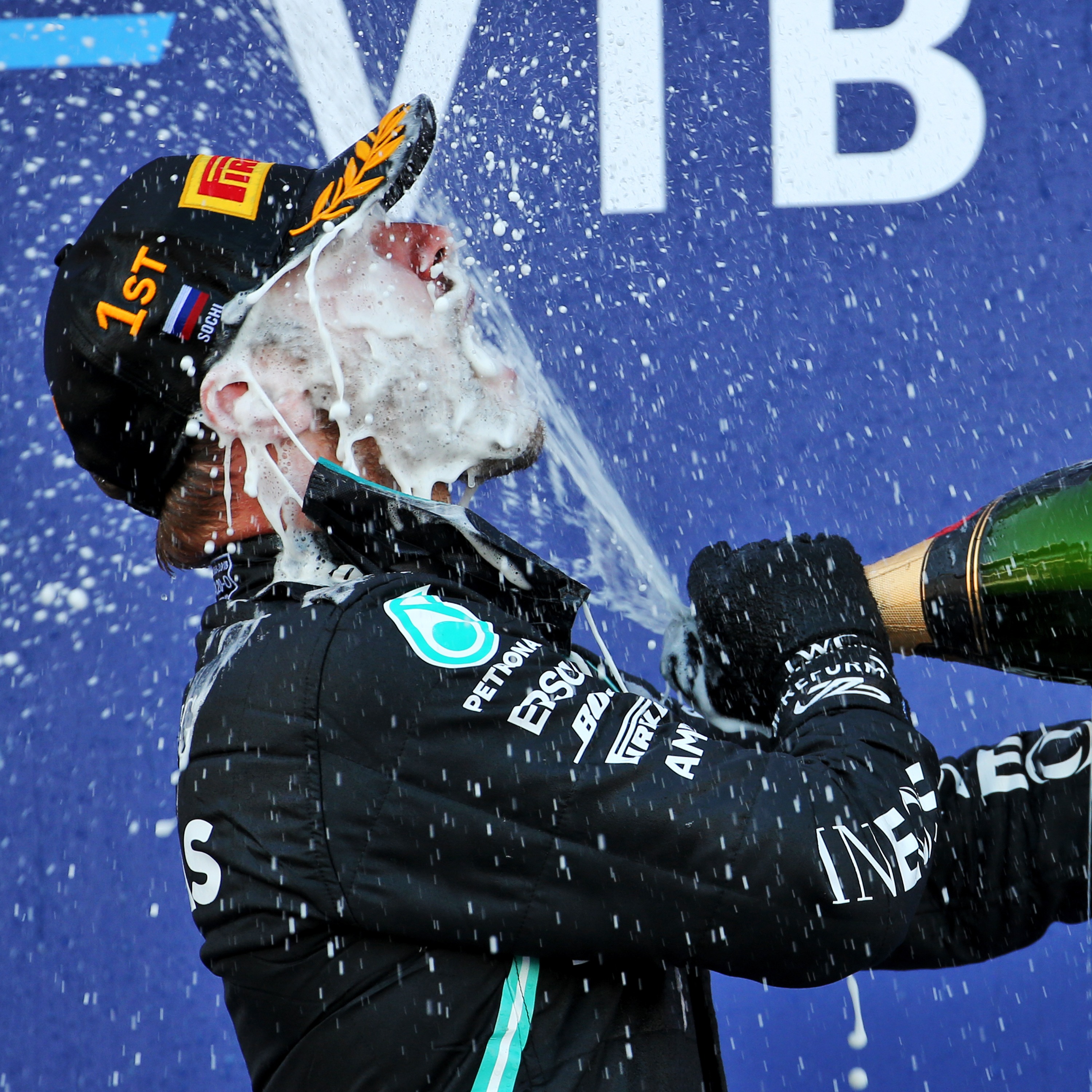 RadioBox F1
