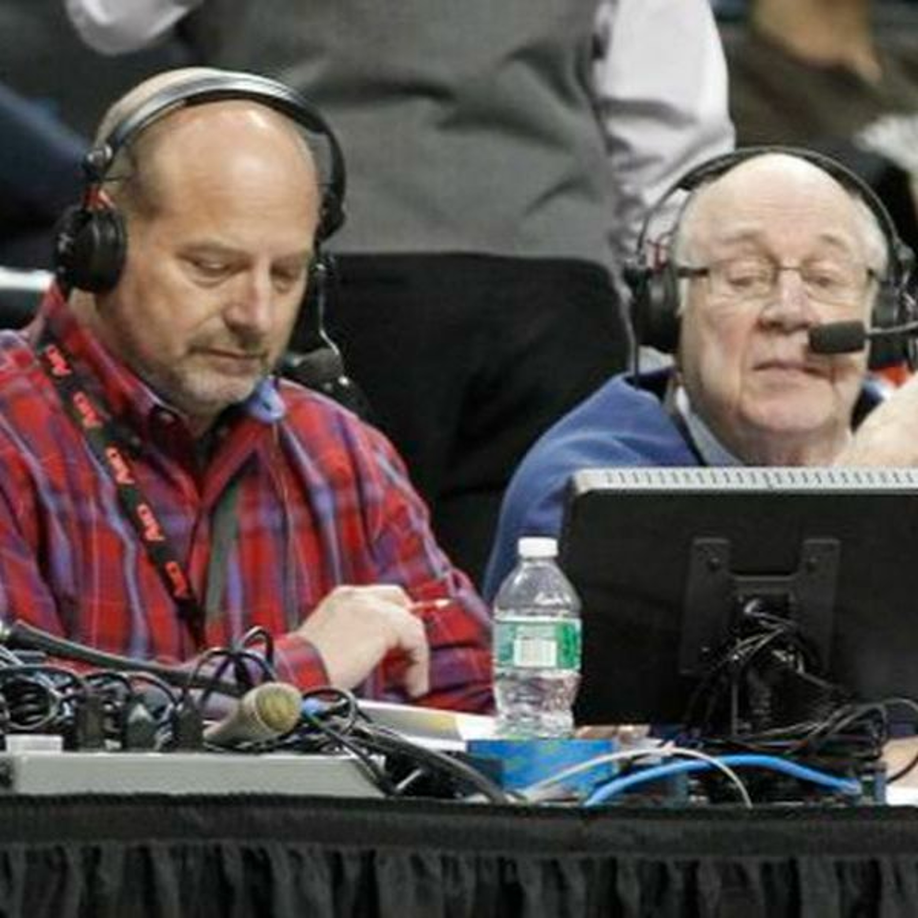 Episode 1 - Larry Hansgen, Voice of the Flyers episode artwork