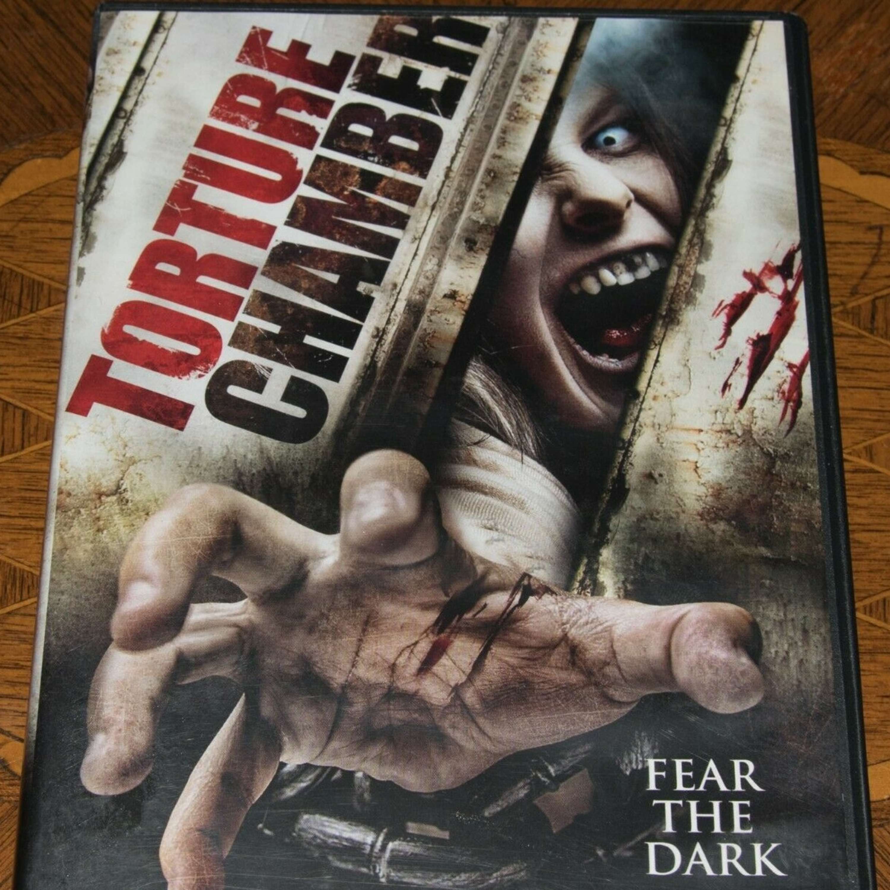 Torture Chamber (2013) Movie Review (Directed By Dante Tomaselli) episode artwork