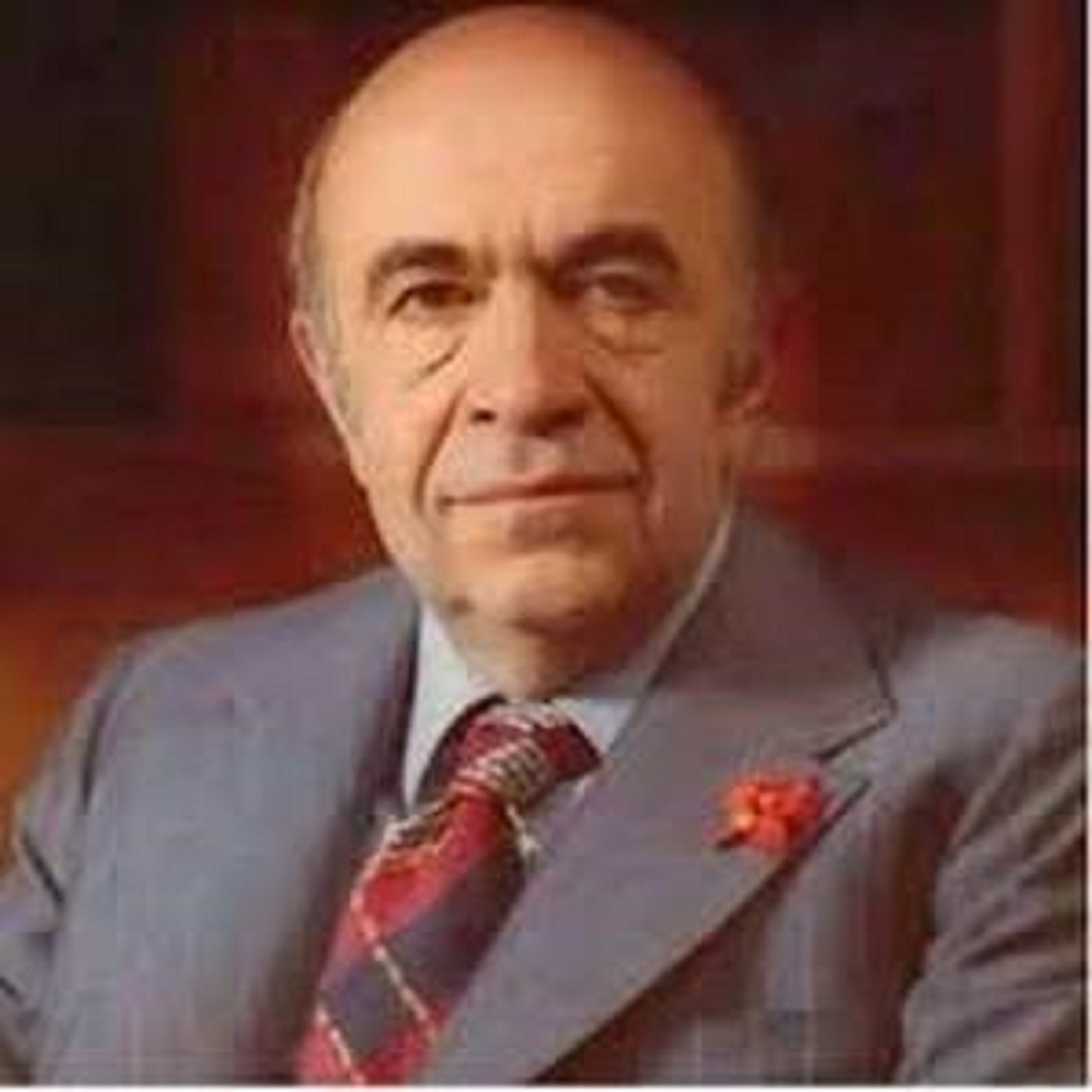 امیر عباس هویدا از کتاب شبه خاطرات episode artwork