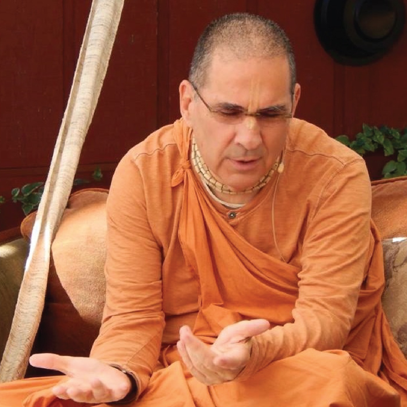 Swami B.V. Tripurari - Español