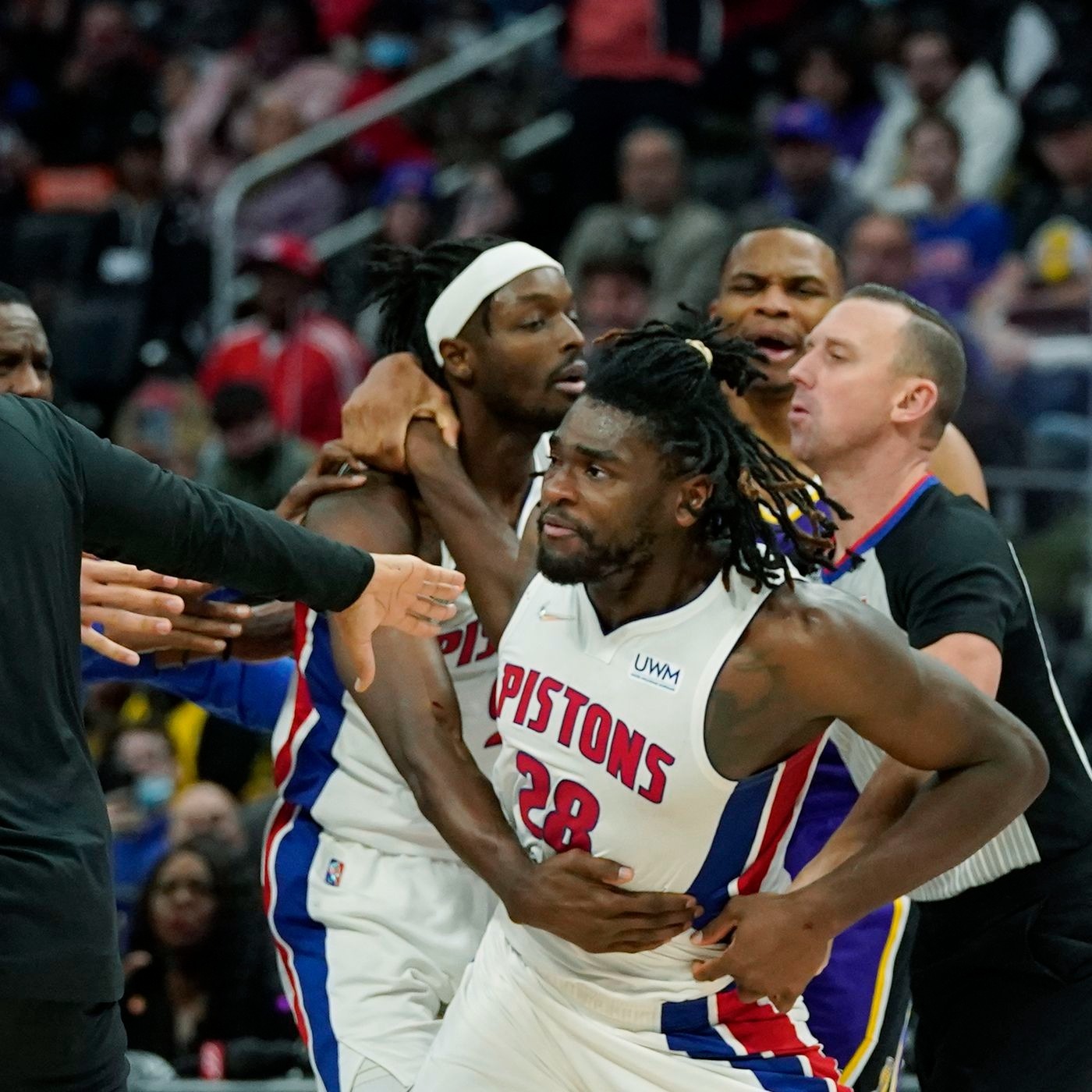 Roundball Ramble: Luke Walton Out, Lakers talk w Josh Heidiman episode artwork