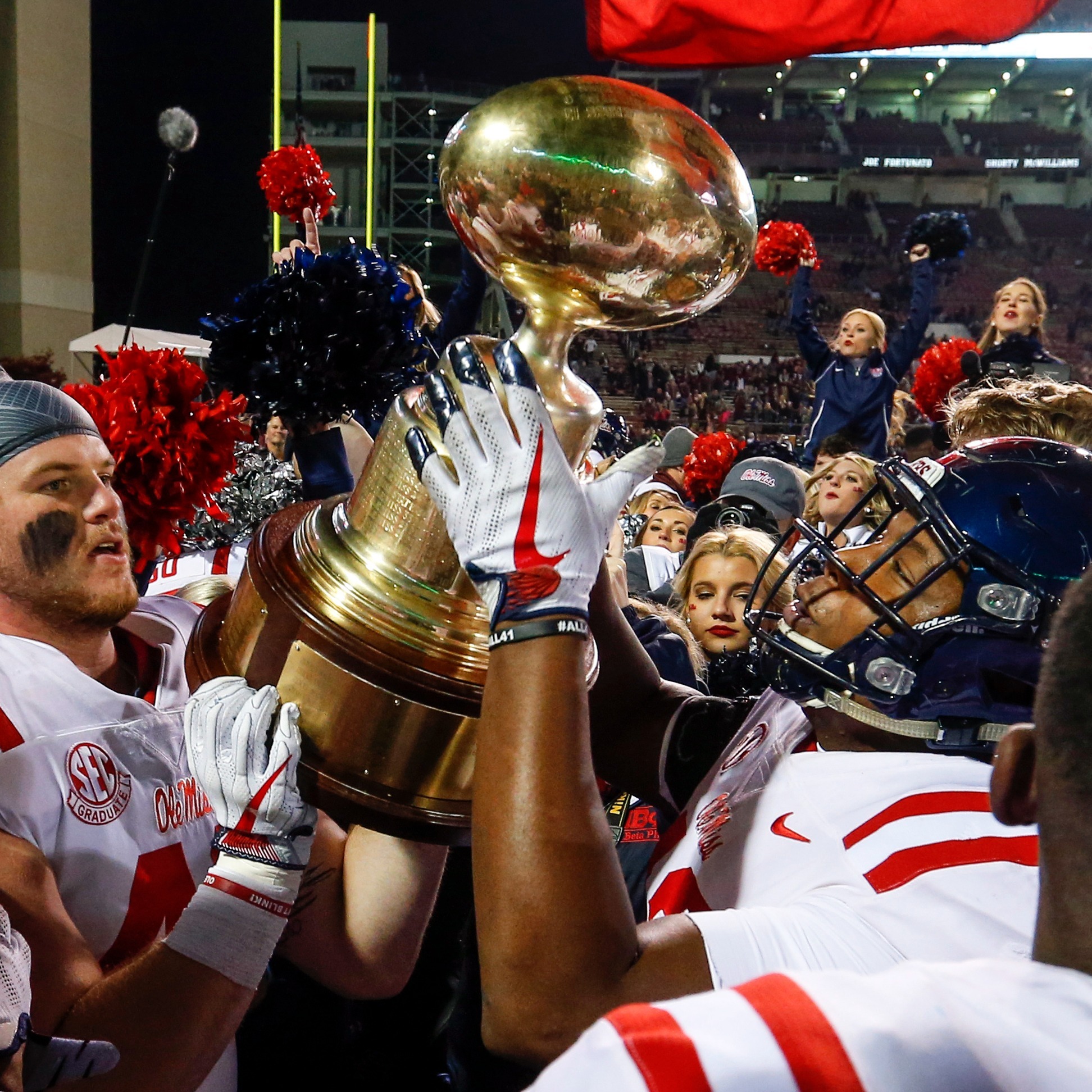 Rebel Yell Hotline: Previewing the Egg Bowl with Brian Hadad and Harry Harrison episode artwork