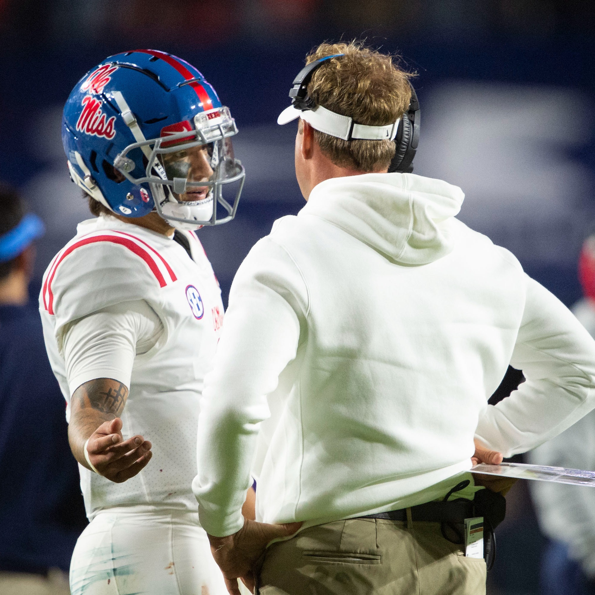 Tyler Siskey: New world of college football recruiting, Heisman snub of Ole Miss QB Matt Corral + more episode artwork