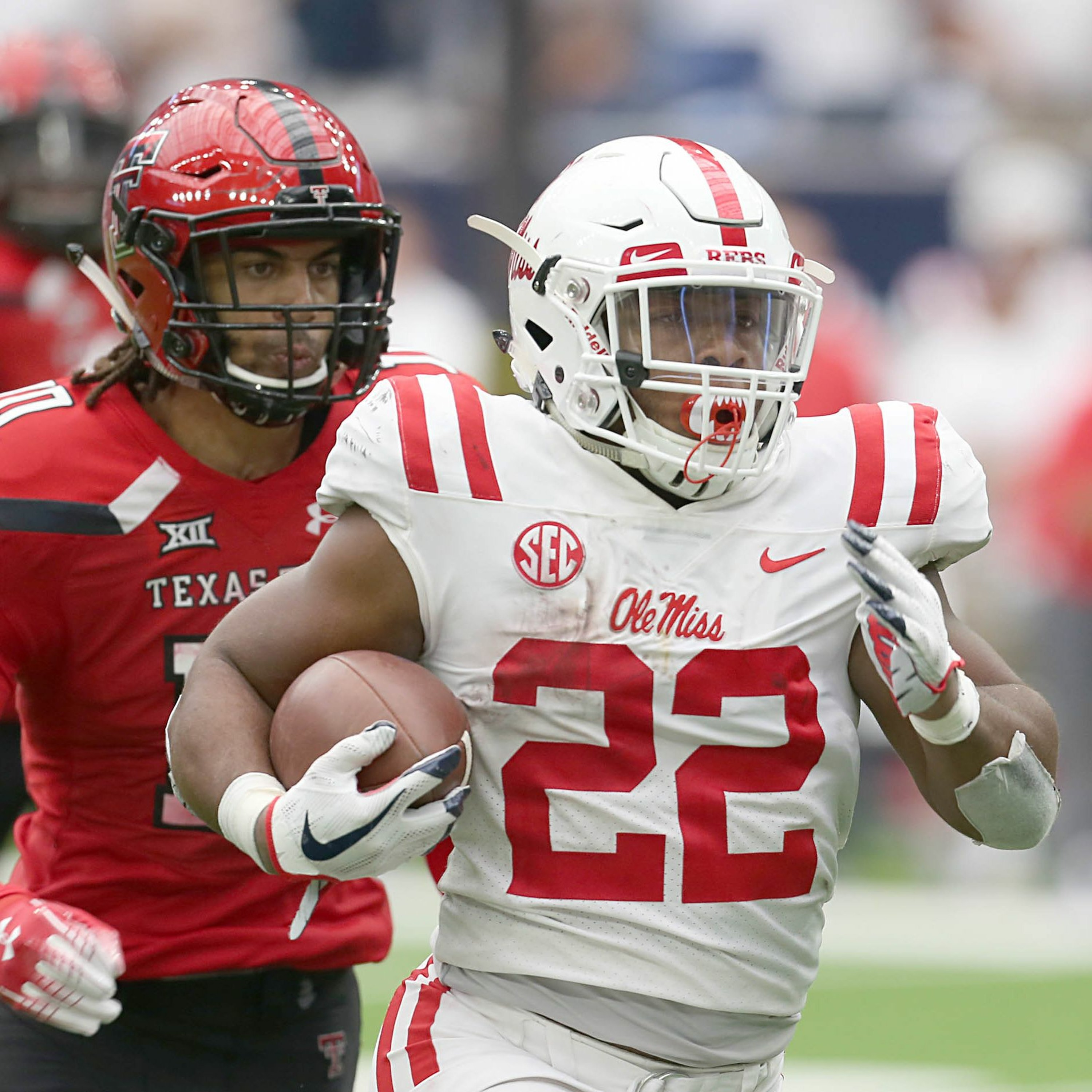 Inside the Ole Miss running backs room with Rebel assistant Derrick Nix episode artwork