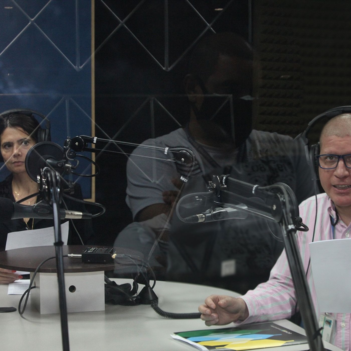 Portada de Univérsate