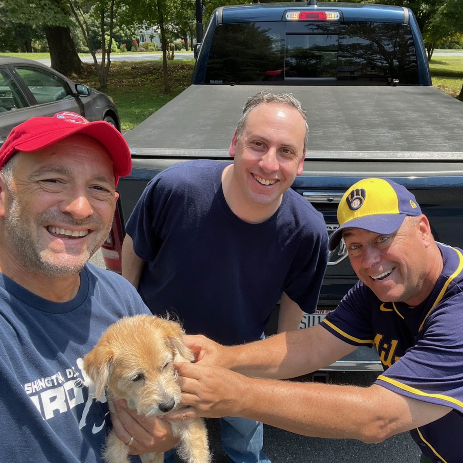 Czabe, Scott & Solly - Backyard Chillin'