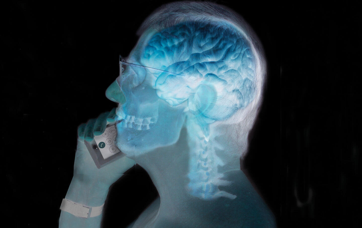 4: How Big Wireless muddied the waters on cell phone safety research: Mark Hertsgaard episode artwork