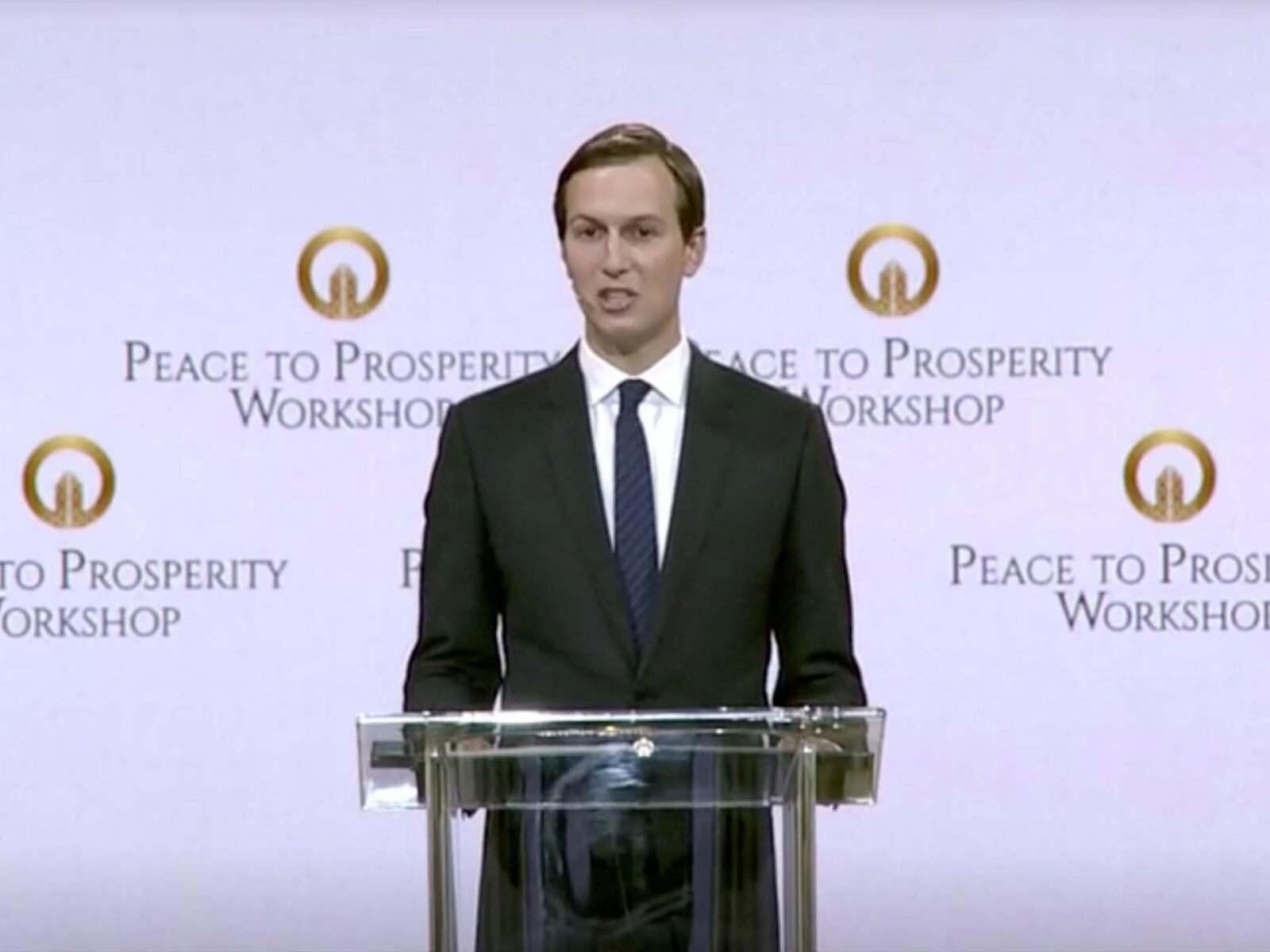Jared's Mideast Peace "Plan": Amy Wilentz episode artwork