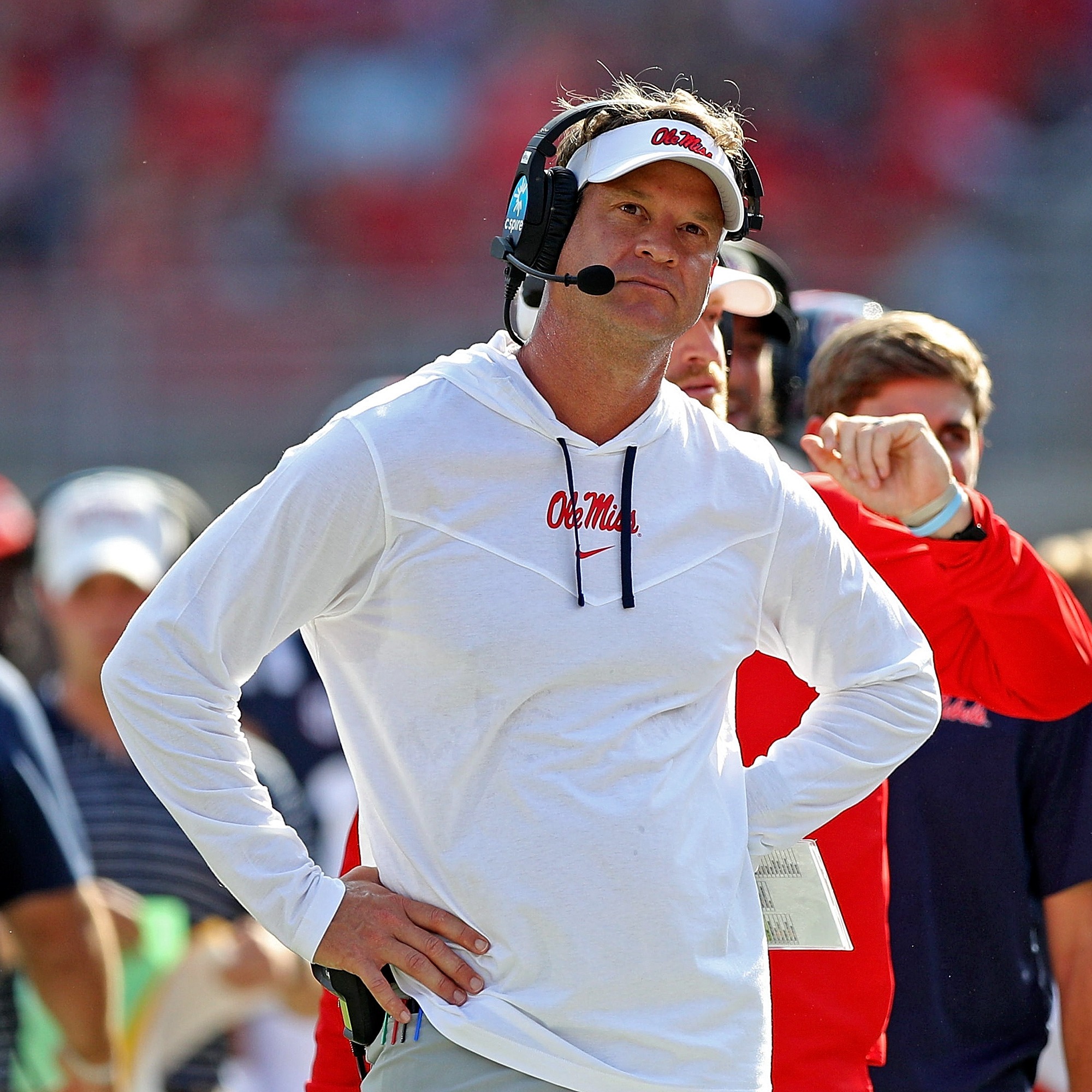 The path to keeping Lane Kiffin at Ole Miss runs through NIL