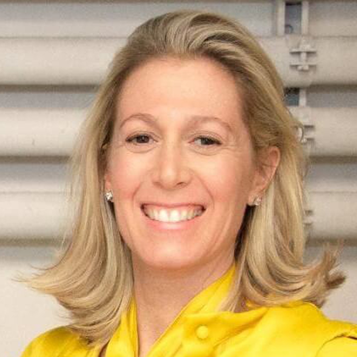 Dr. Aly Cohen, Rheumatologist, Author and Founder of The Smart Human