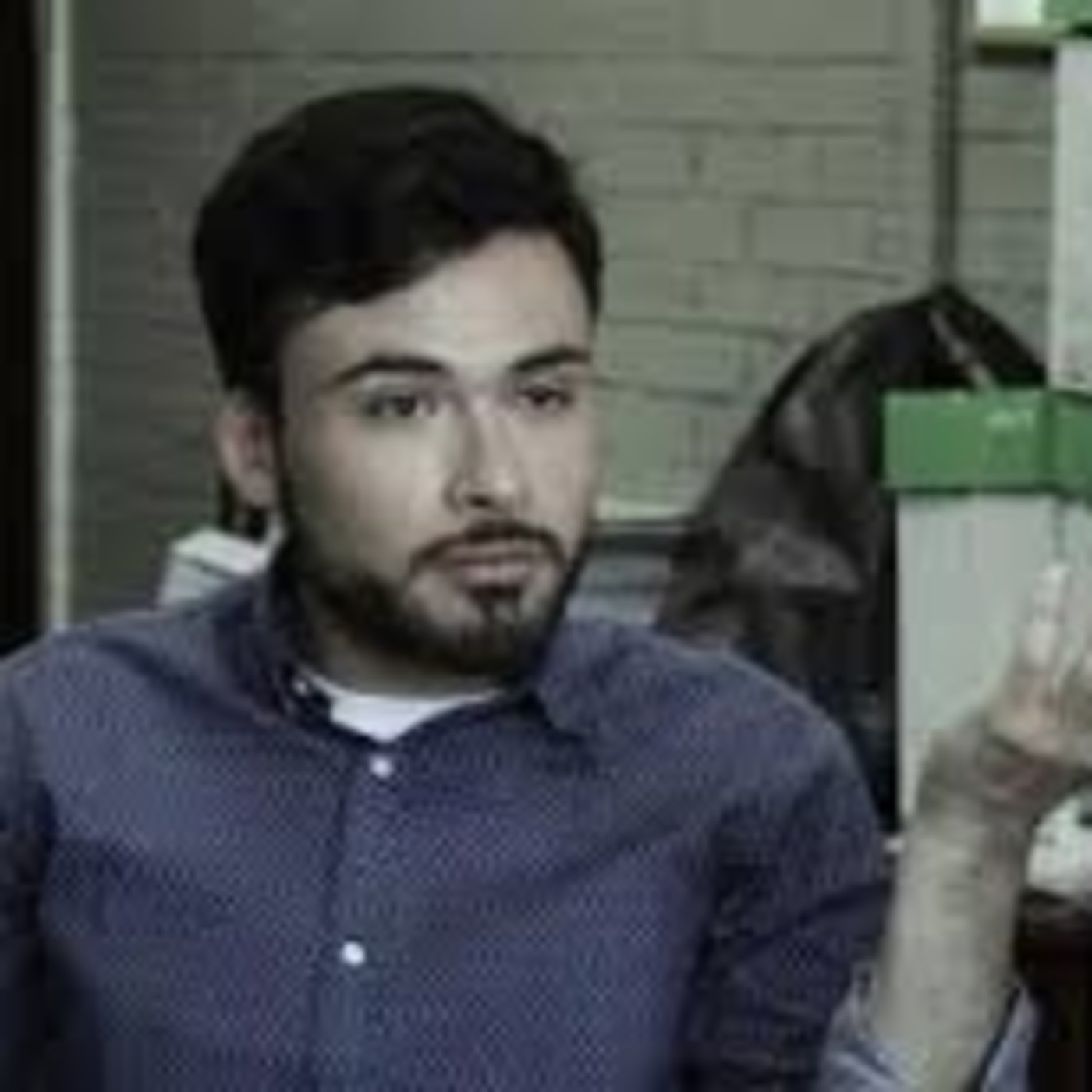 Bajo el silencio-Iñaki Arteta, el valiente cineasta que desenmascara a los cómplices de la ETA episode artwork