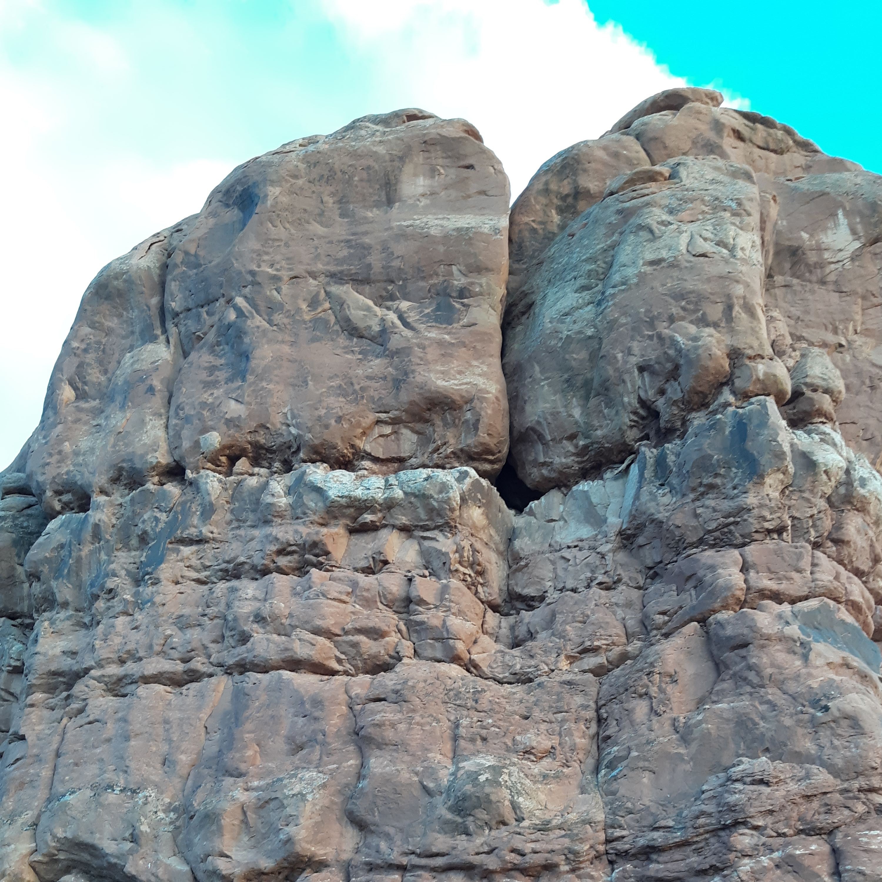 International Internet Strangers