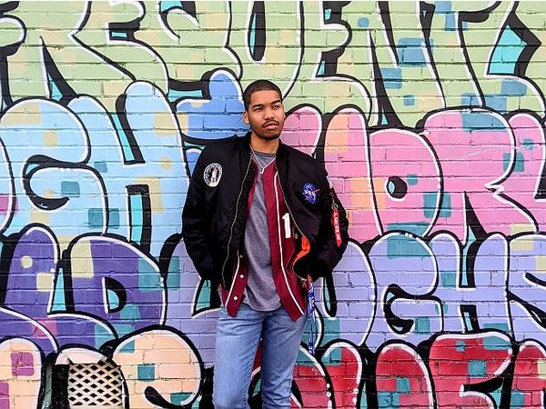 Endie Fiya: LIVE with R&B Singer/Songwriter & Performer ~ Sitch episode artwork