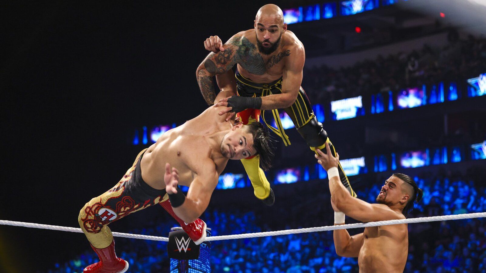 WINC Podcast (4/1): WrestleMania SmackDown Review, WWE Planning New Heel Stable, AEW Rampage Review episode artwork