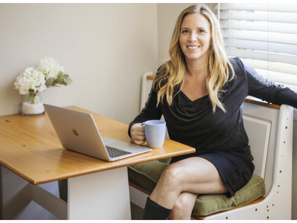 How To Research Material For A Children's Book W/Dr. Rachel Wellner? episode artwork