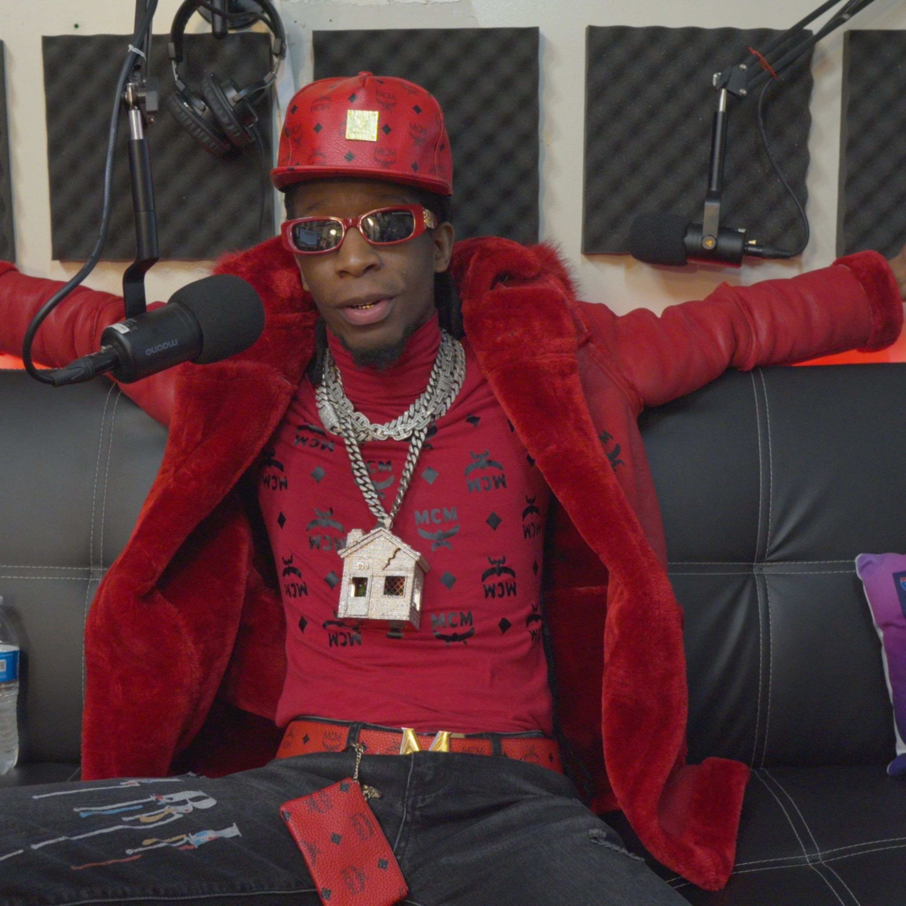 Mango 95 (Full Interview) Talks Skin Bone Halloween Party x Jewelry x Getting Robbed + More! episode artwork