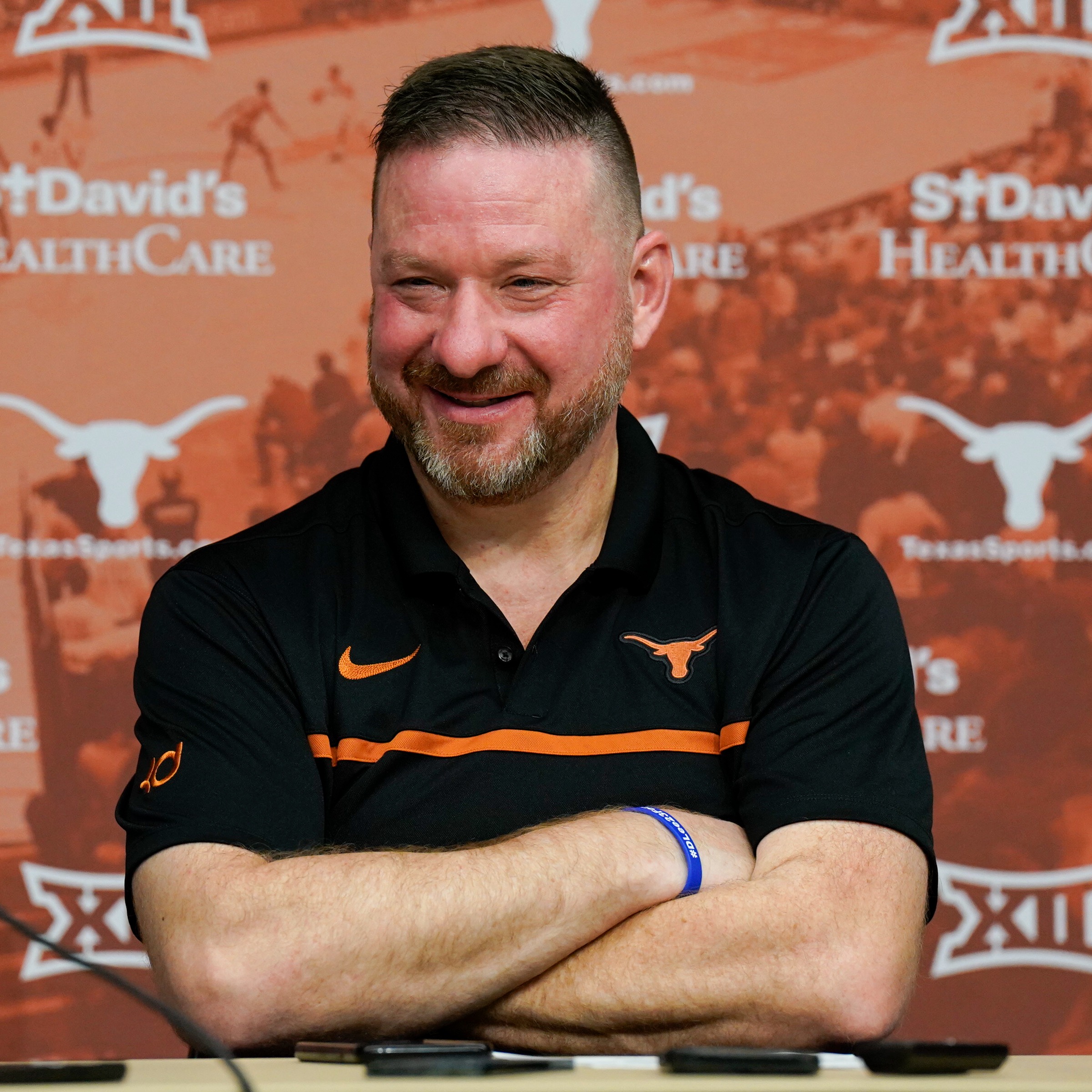 Mailbag: Chris Beard should be a no-brainer for Ole Miss if he's interested.