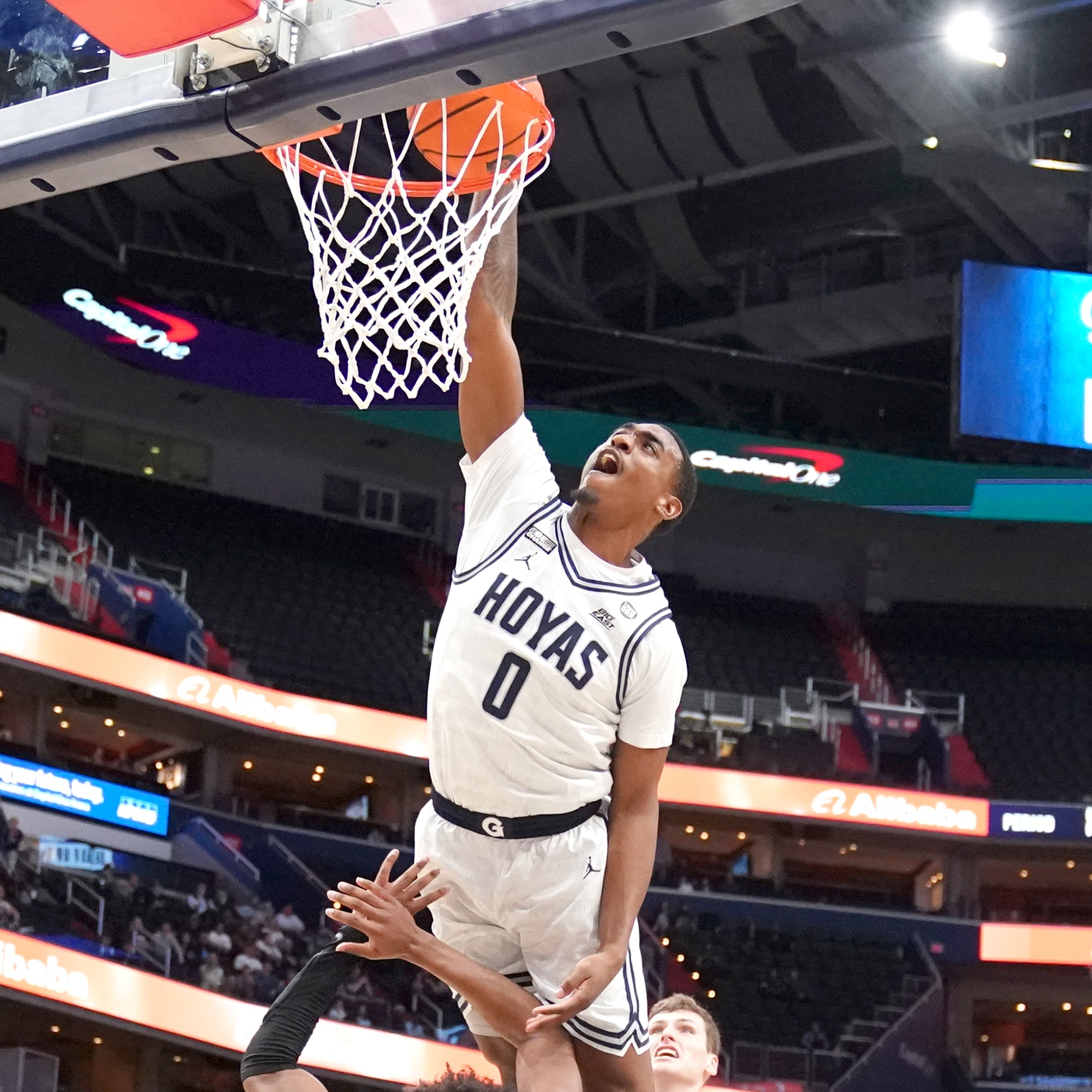 Ole Miss’ Chris Beard pulled ‘a bucket-getter’ out of the portal in Georgetown’s Brandon Murray