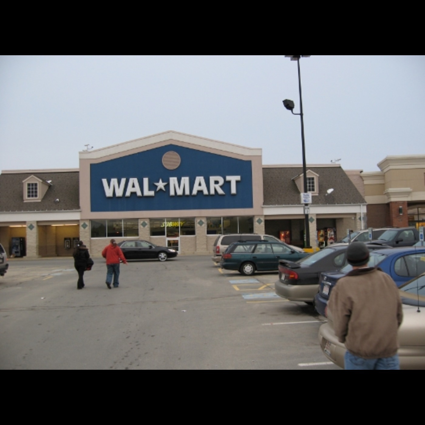 Walmart to close half of its stores in Chicago due to millions in annual losses and a collapsing retail economy episode artwork