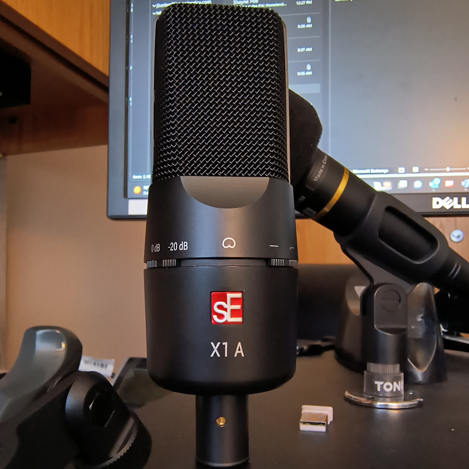 The sE Electronics X1 A - Budget Condenser Microphone episode artwork
