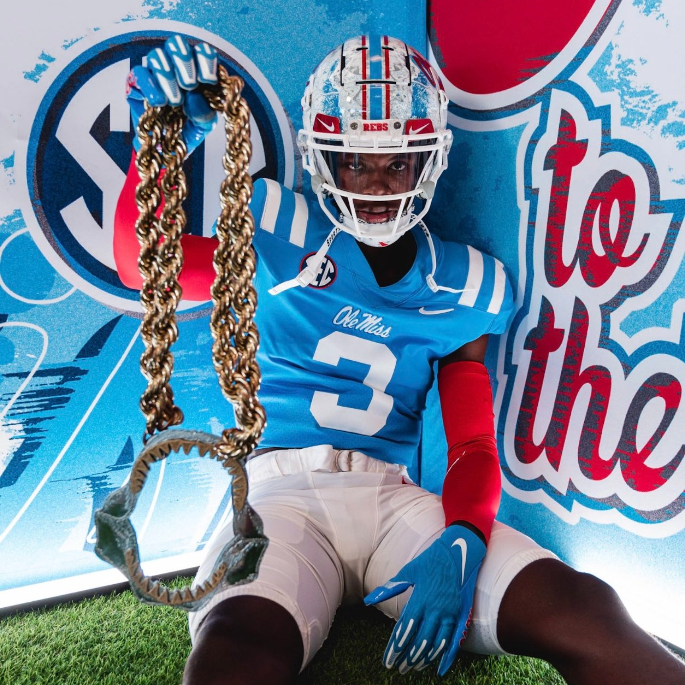 Ole Miss lands Travaris Banks, making for a tough day for some sources