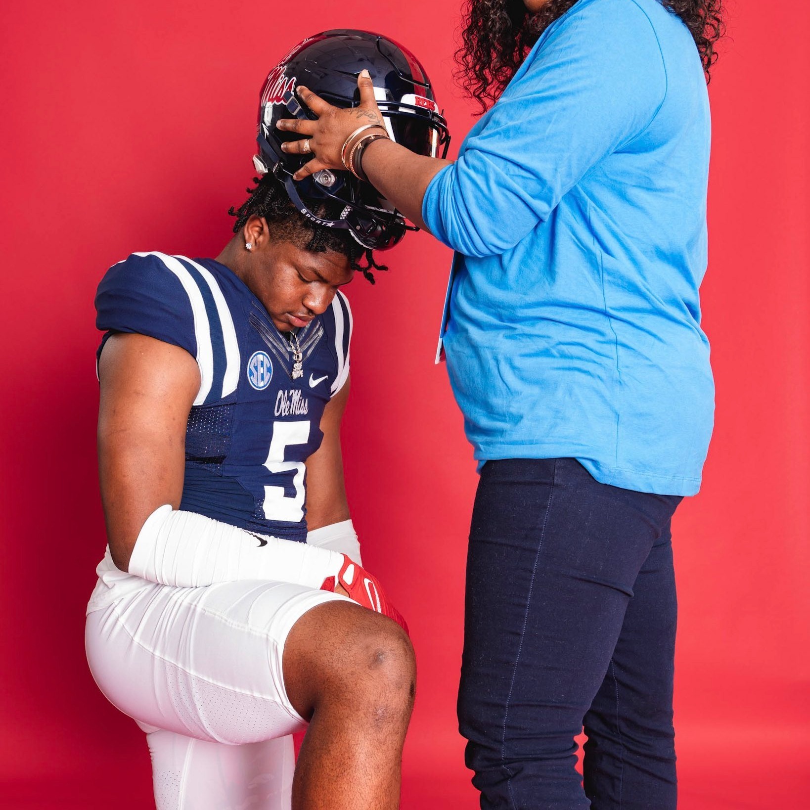 August could be the defining month for Ole Miss football recruiting in 2024 episode artwork