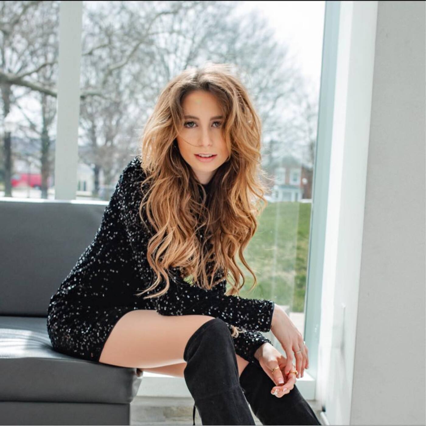 Addie Levy - Dollywood and the Roots Revival - Ep 122