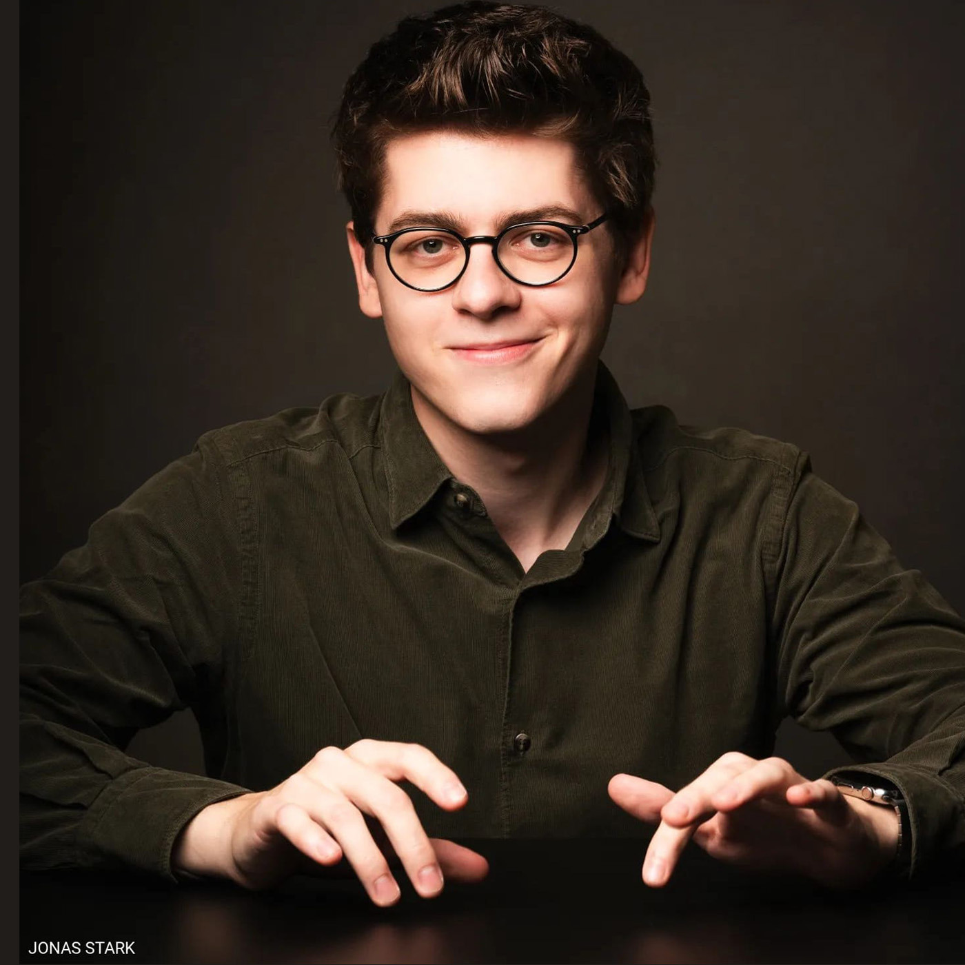 MAESTRO FILIPINO 24 1012 I Award-winning German Pianist Jonas Stark