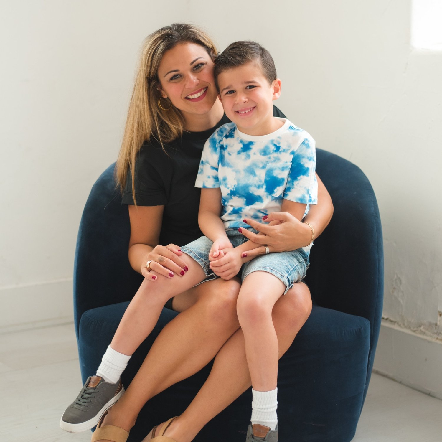 Parenting IQ - Family Rhythms, Neurodivergence, & Parenting Challenges and Solutions