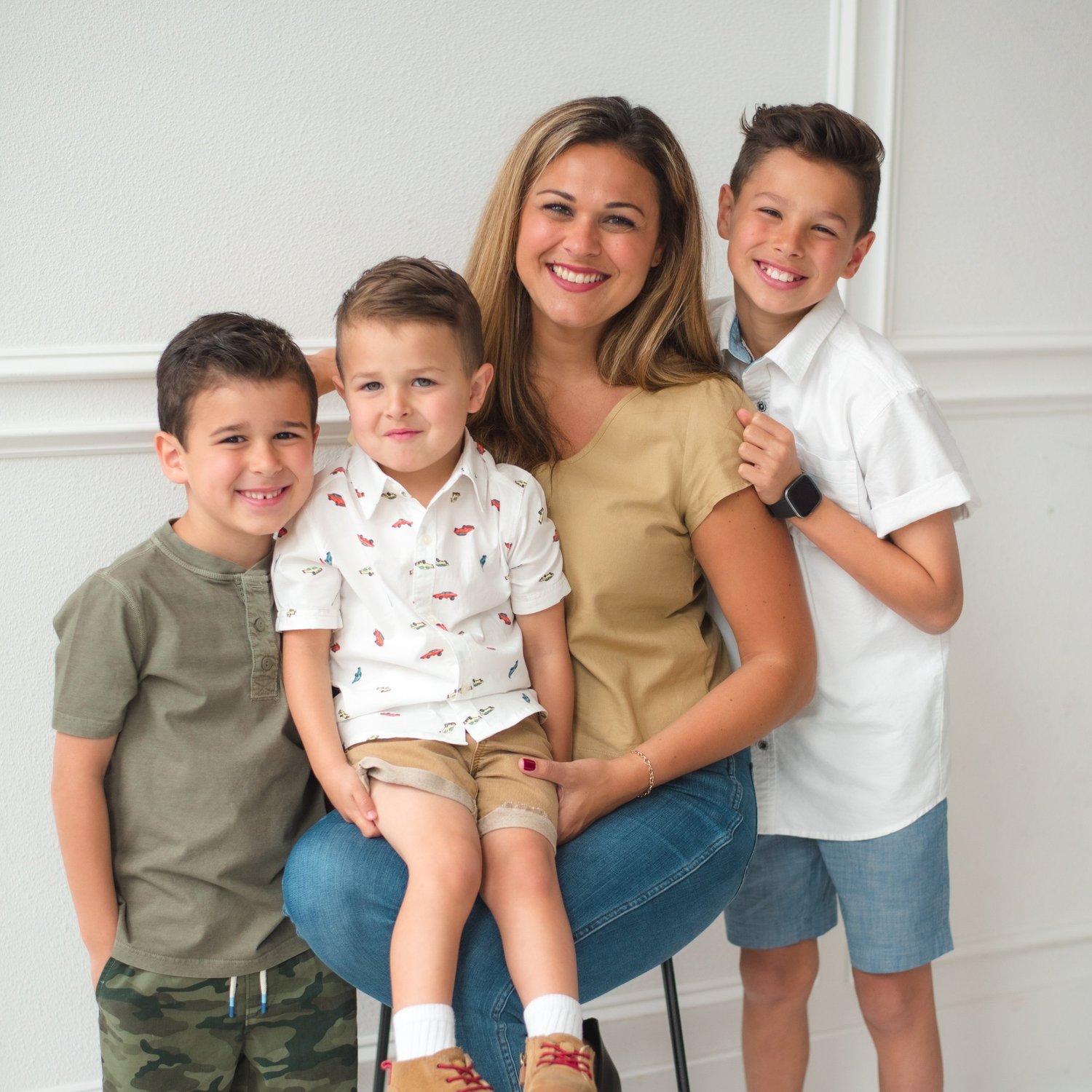 Parenting IQ - Family Rhythms, Neurodivergence, & Parenting Challenges and Solutions
