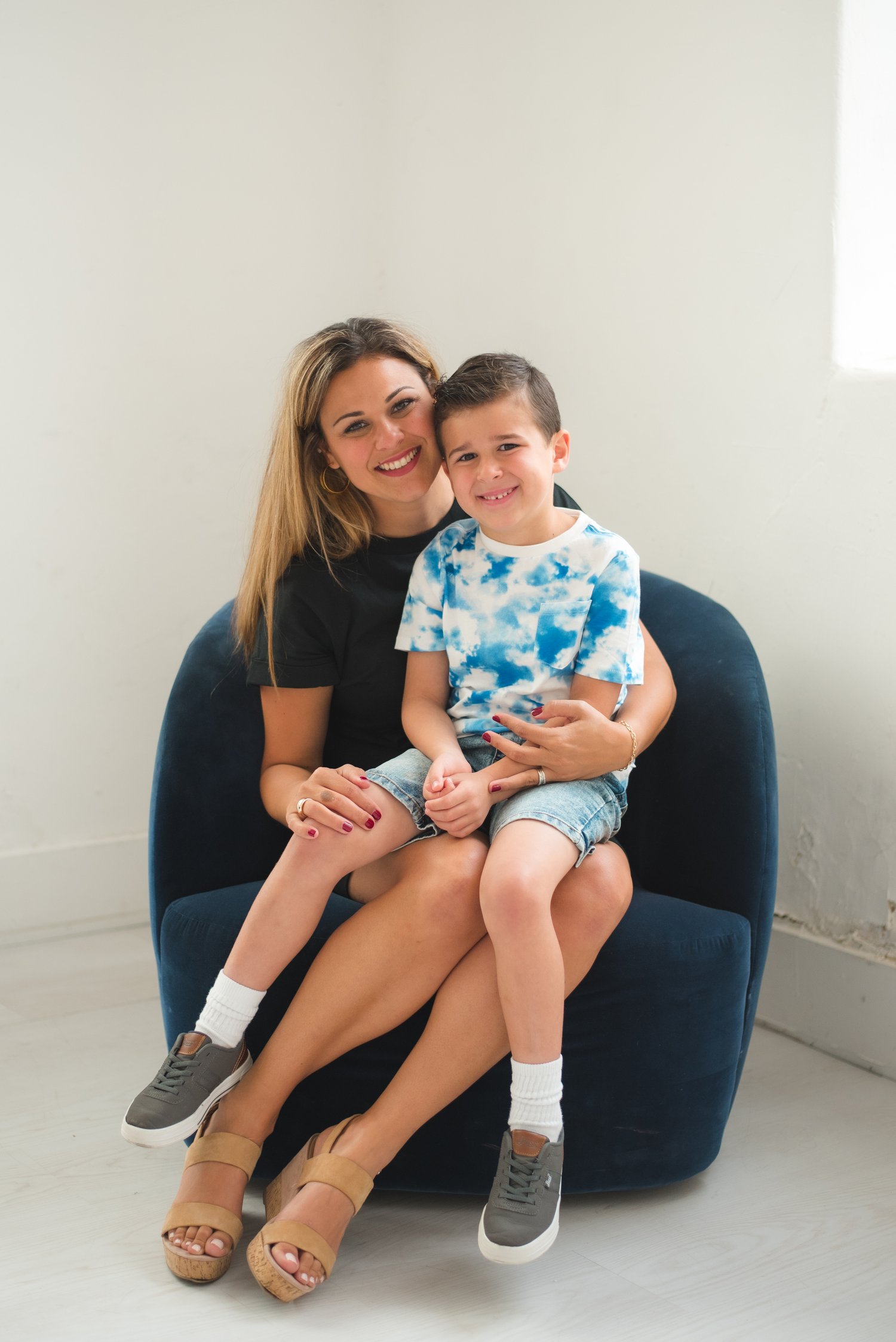 Parenting IQ - Family Rhythms, Neurodivergence, & Parenting Challenges and Solutions