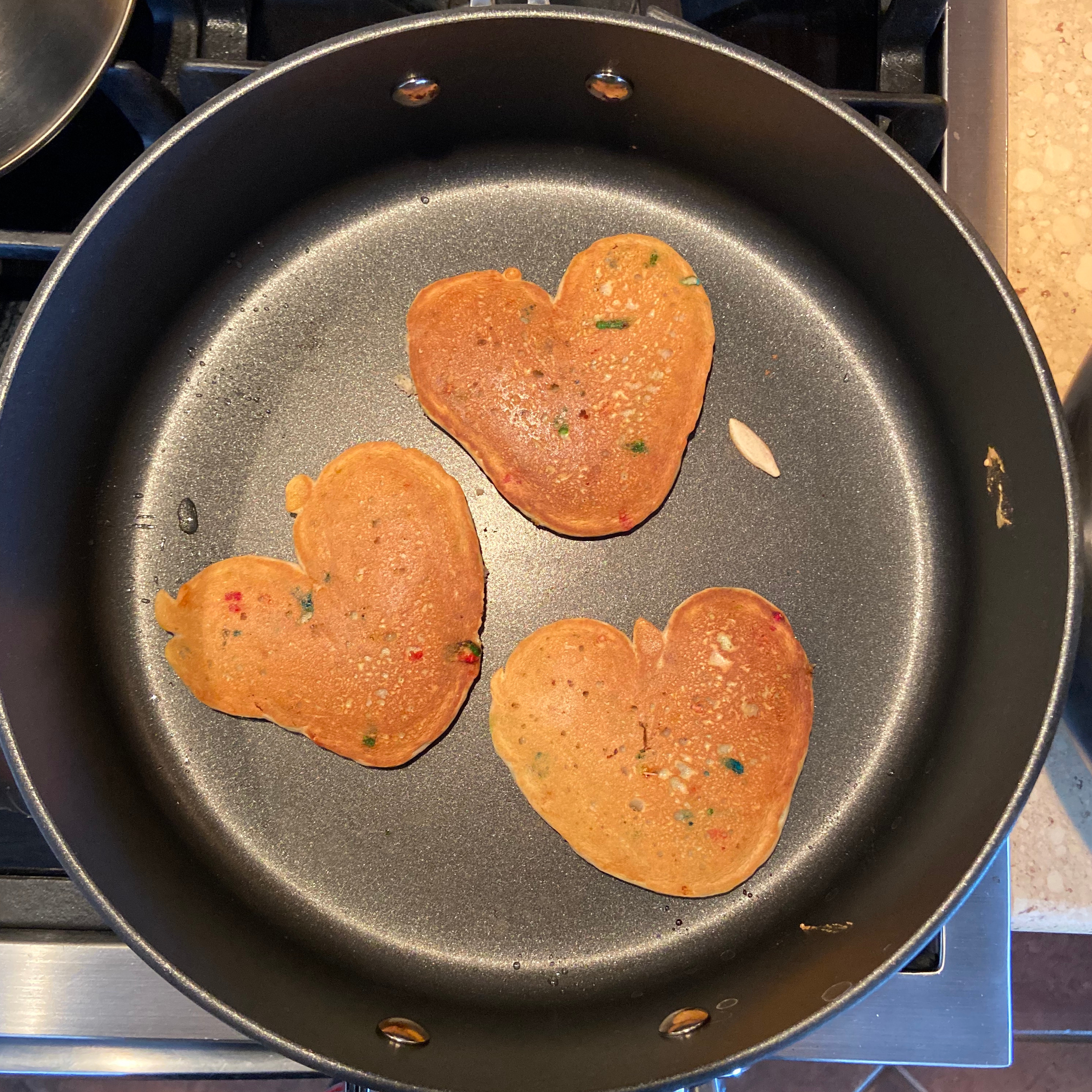 Are Nonstick Pans Harmful? PREVIEW