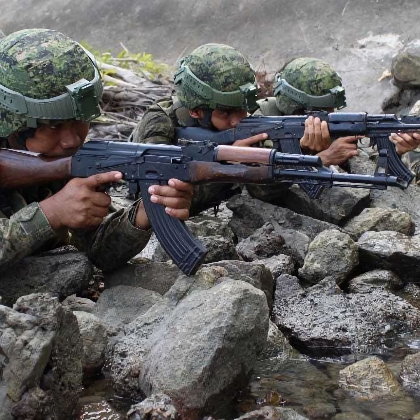 The rhk111 Military and Arms Page