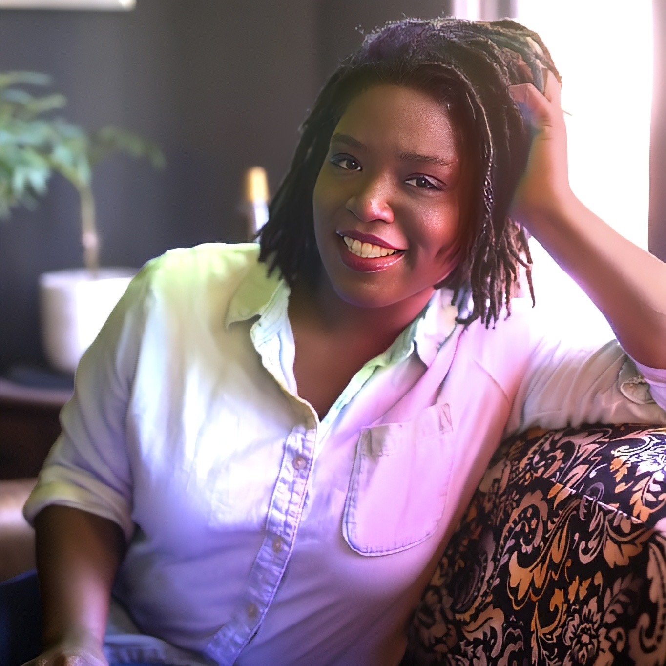 316 - Charla Lauriston - Grand Crew Writer and Comedian - Beating Writer's Block, Focusing On Skill Over Networking, and Why Dave Chappelle Sucks Up All The Air In The Room