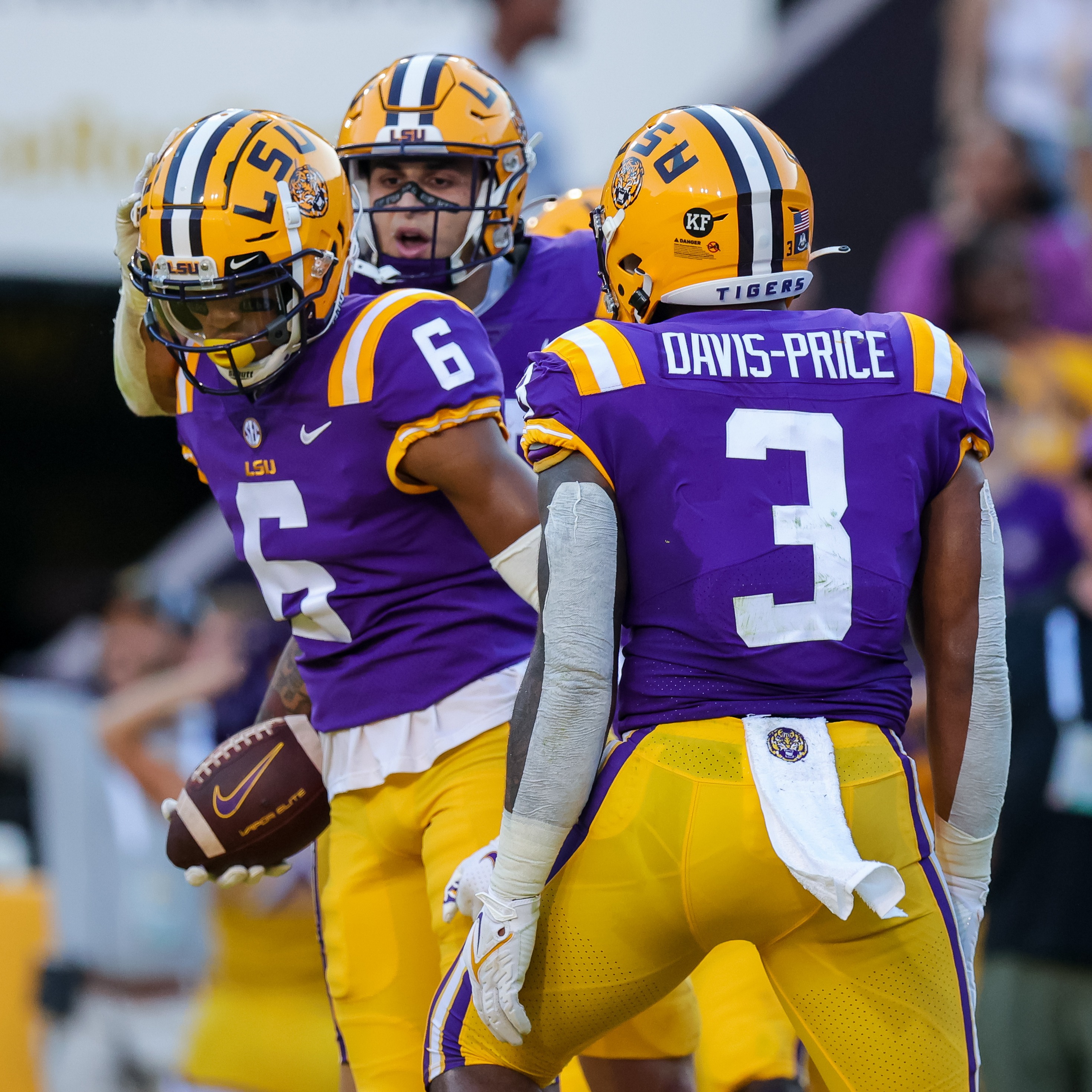 JUCO All-American/LSU transfer Deion Smith makes Ole Miss WRs room 10-deep