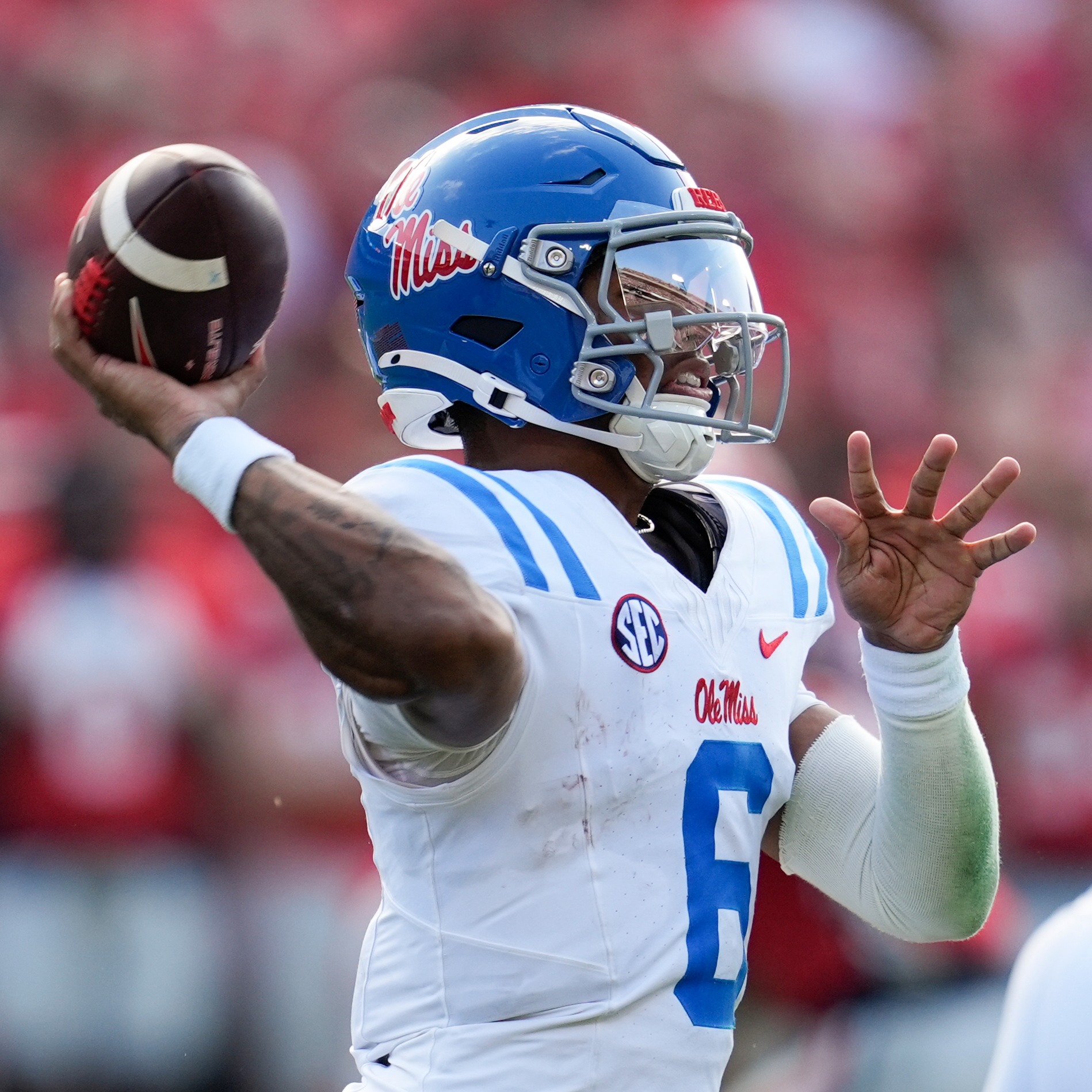 Ole Miss’ firepower good enough to outlast beastly Sooner defense