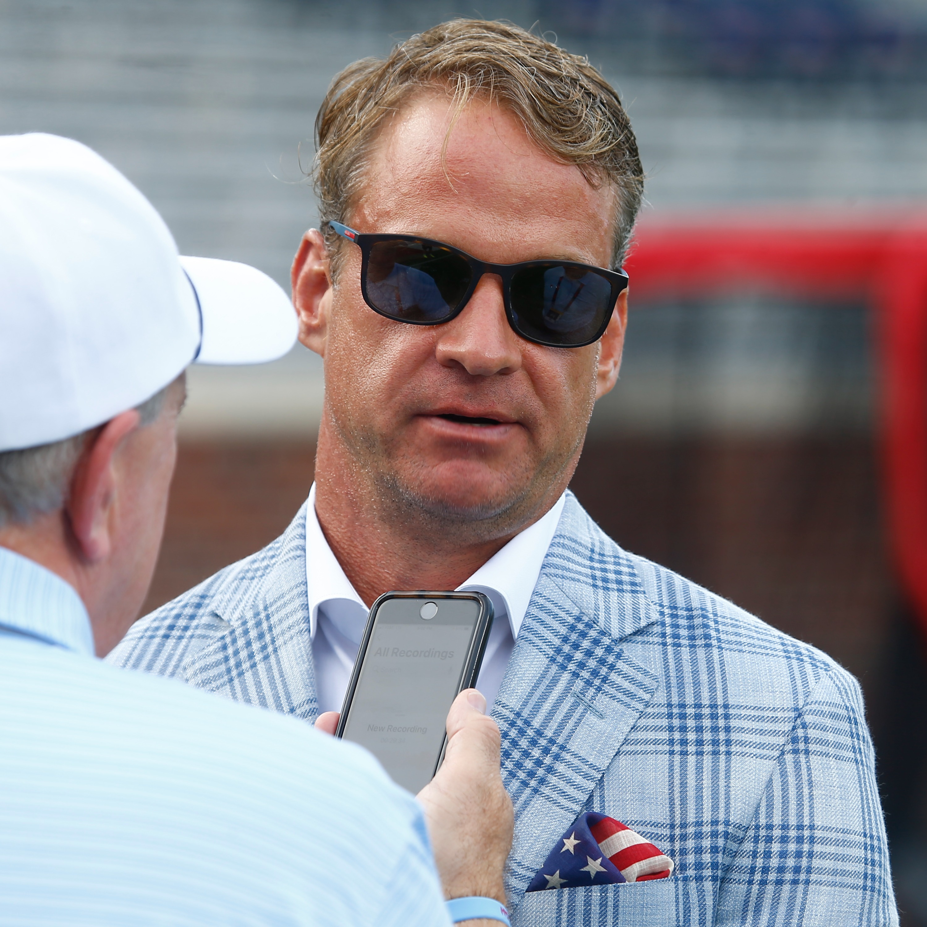 Do Lane Kiffin rumors hurt recruiting?