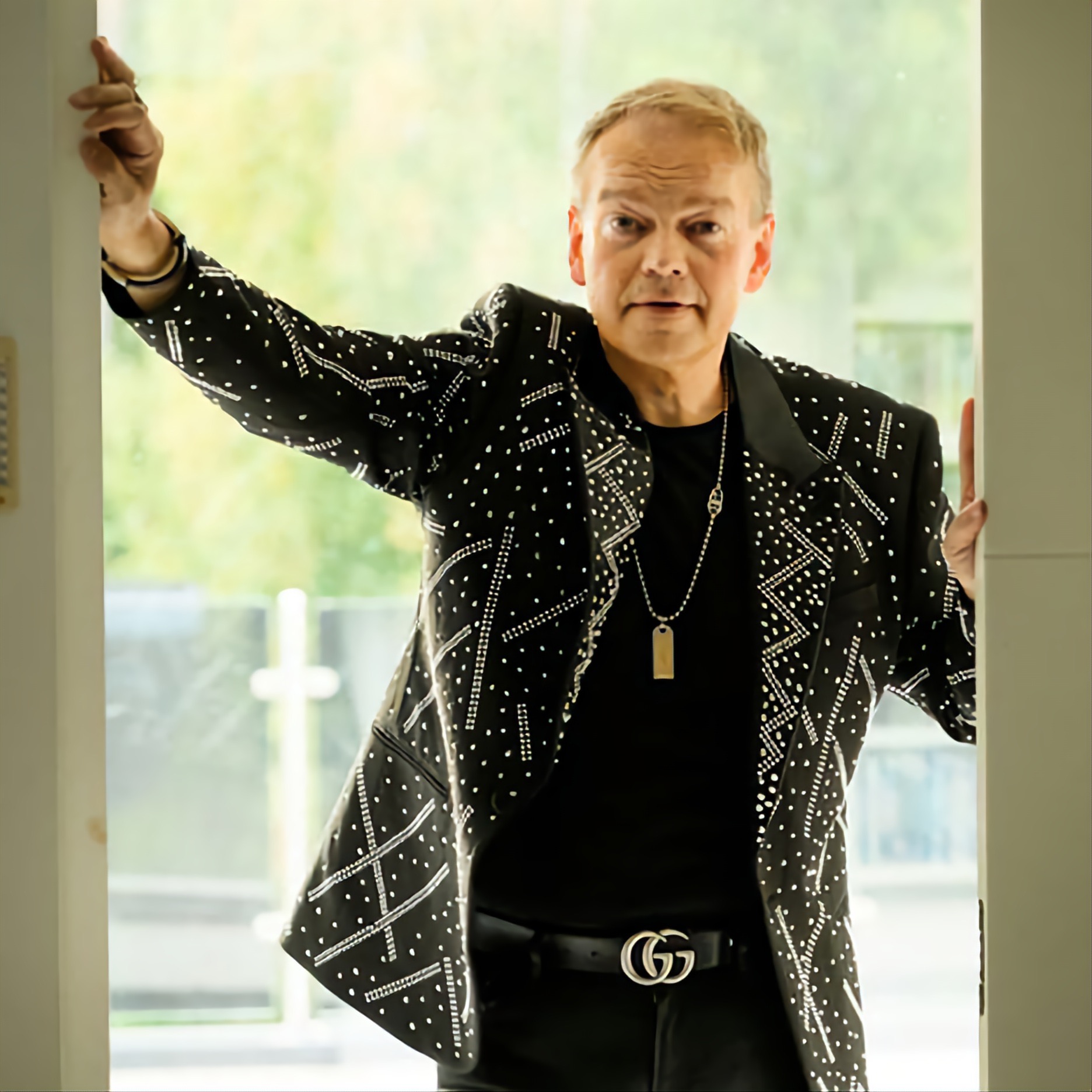 Pintaa syvemmälle -podcast