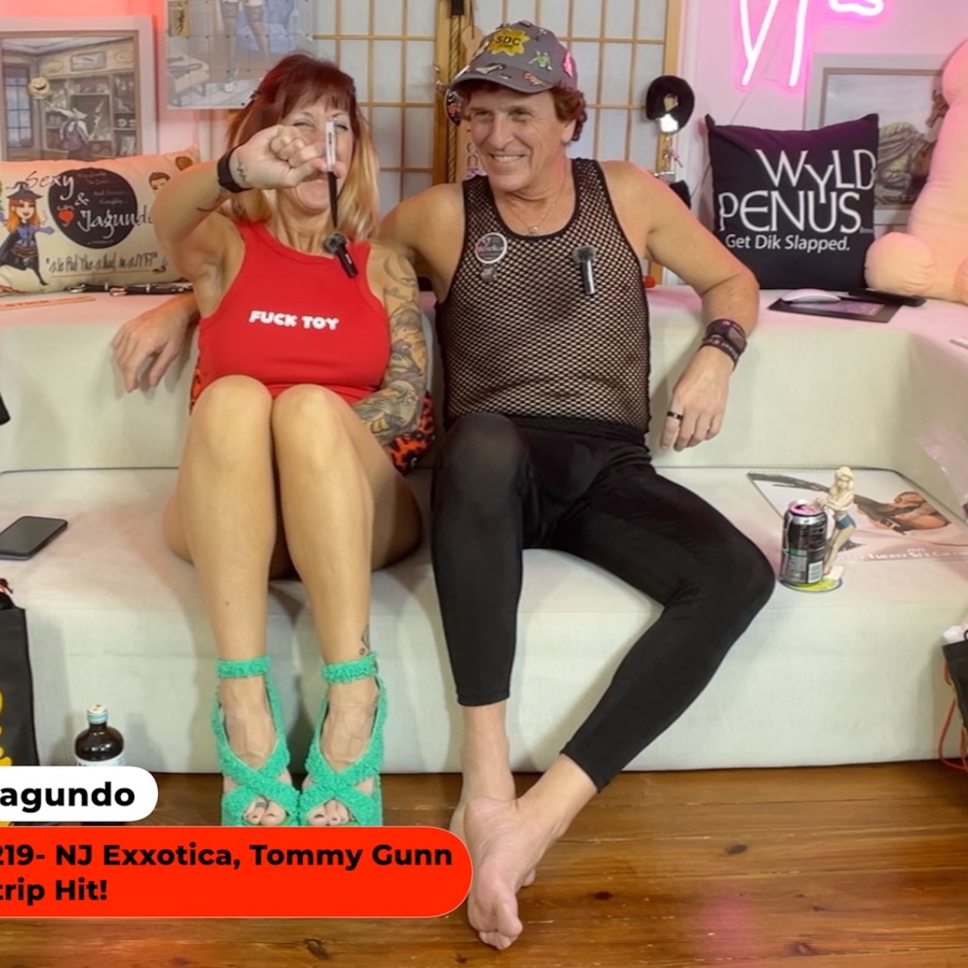 Sexy & Jagundo ~The Misbehavin' Monogamists~ "NJ Exxxotica Trip, Chatting With Tommy Gunn and Our Tip & Strip Pen Is A Hit!"