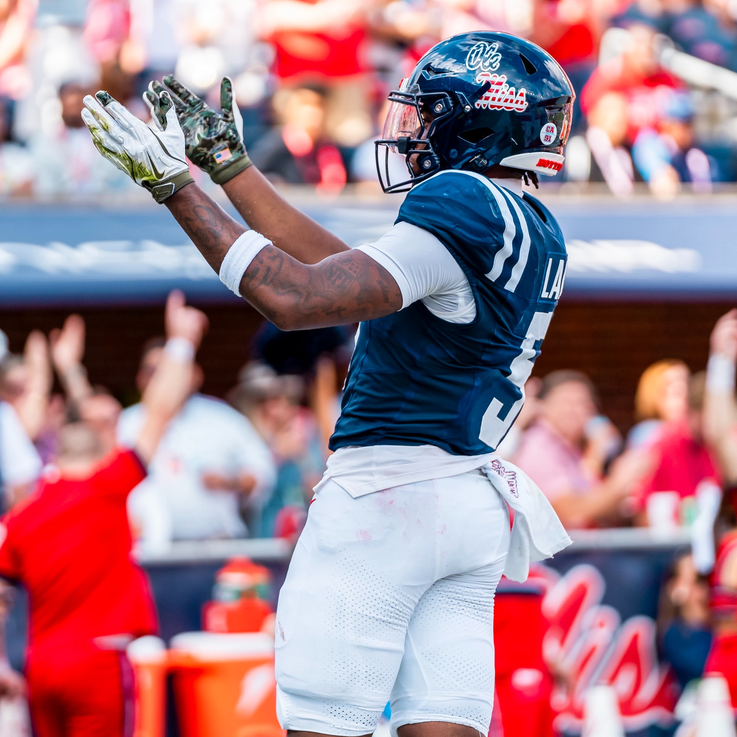 Hit That Line: Week 12 picks and Ole Miss tries to make history
