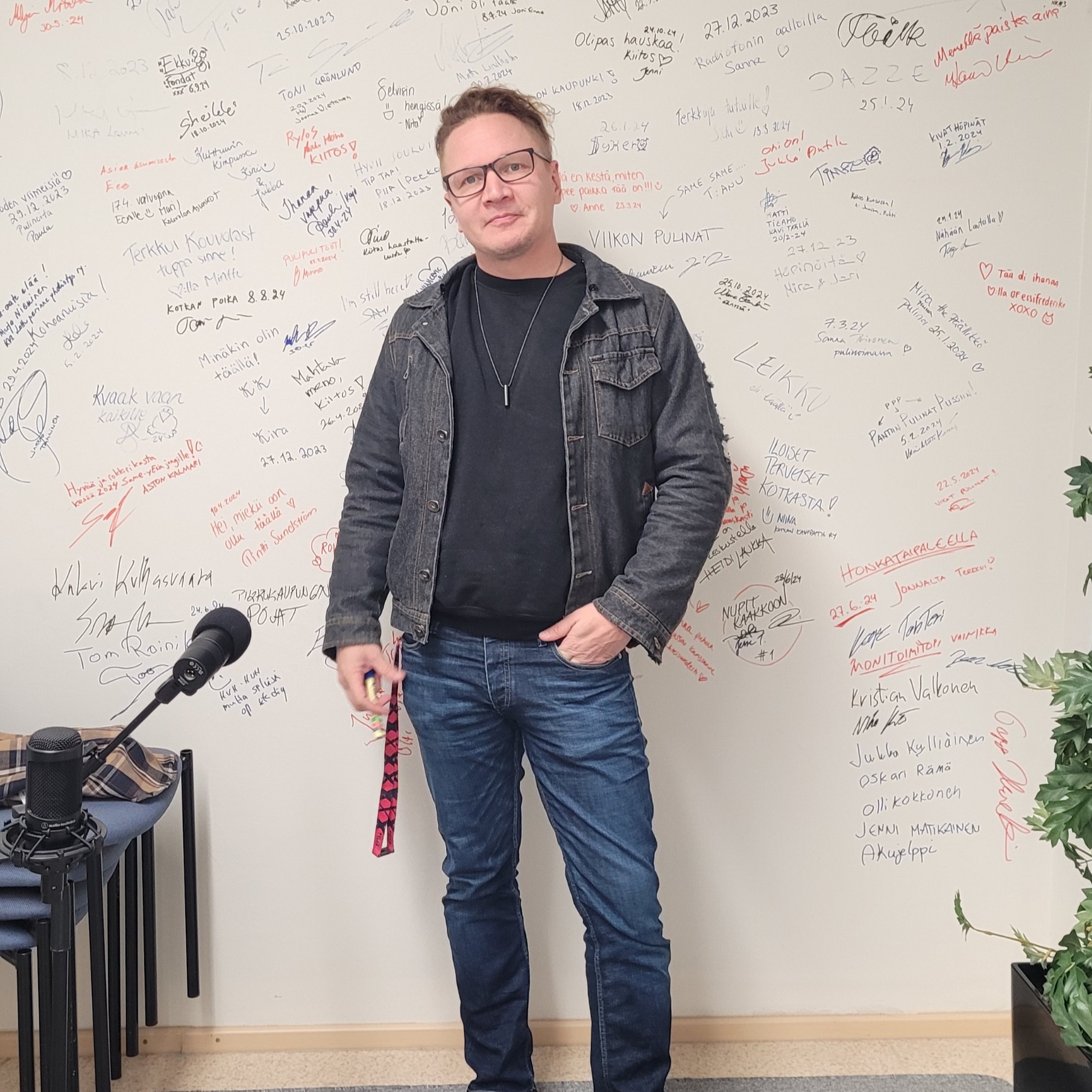 Pintaa syvemmälle -podcast