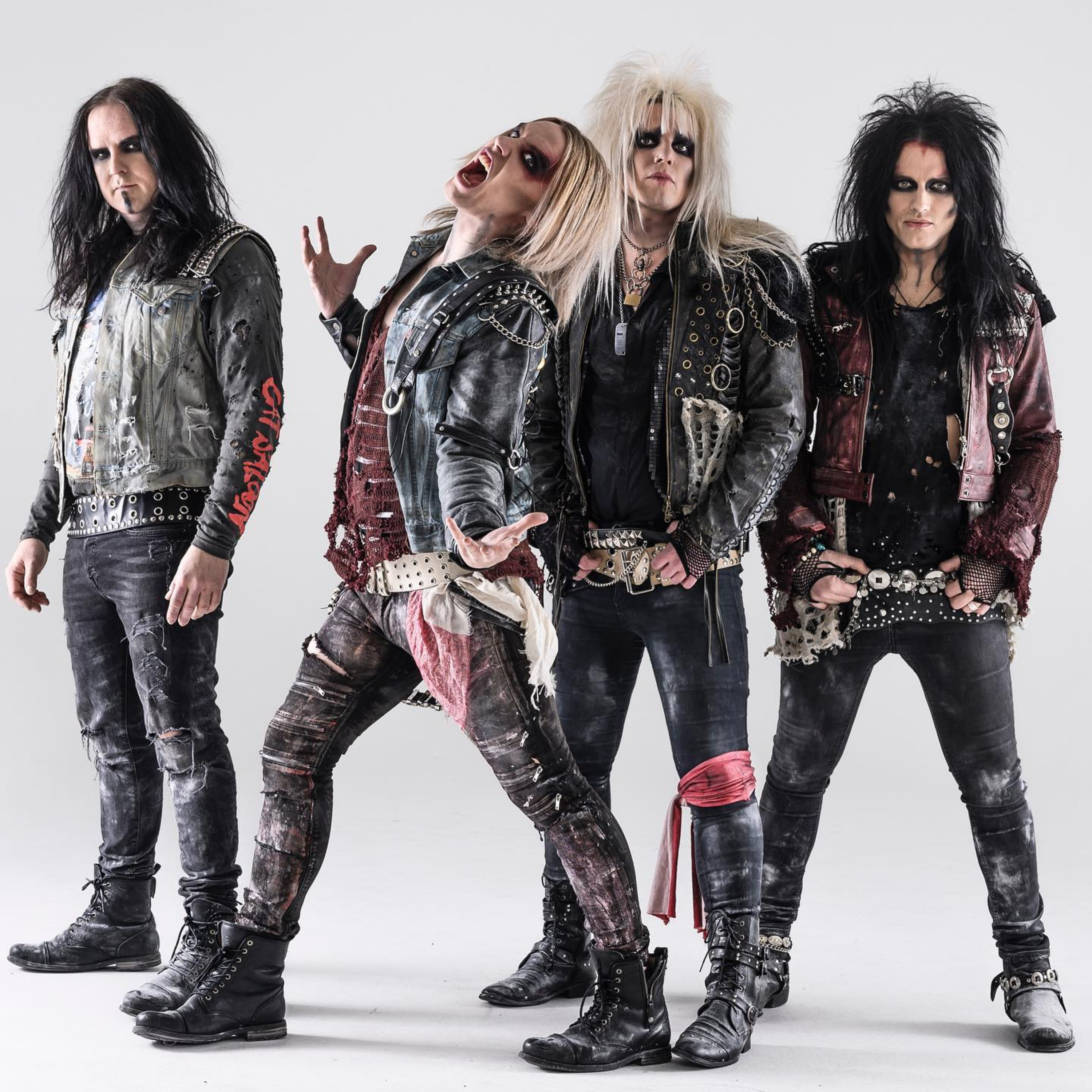 Ep 213 CRASHDIET's Martin Sweet with Gabriel Keyes on Automaton's release and new drummer status. episode artwork