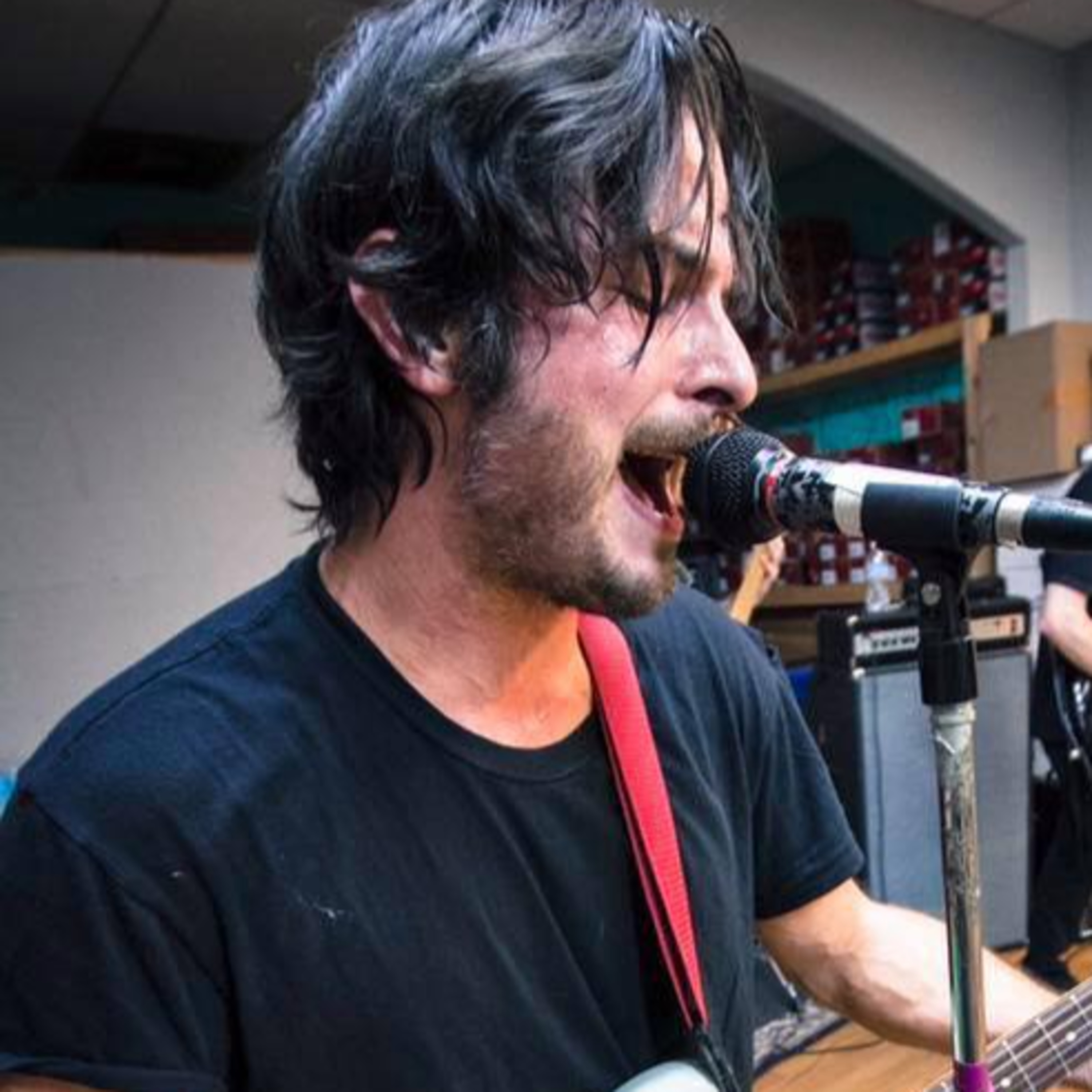 Ep 207 University Drive singer Edward Cuozzo talks bands early beginnings to moving forward for 2022. episode artwork